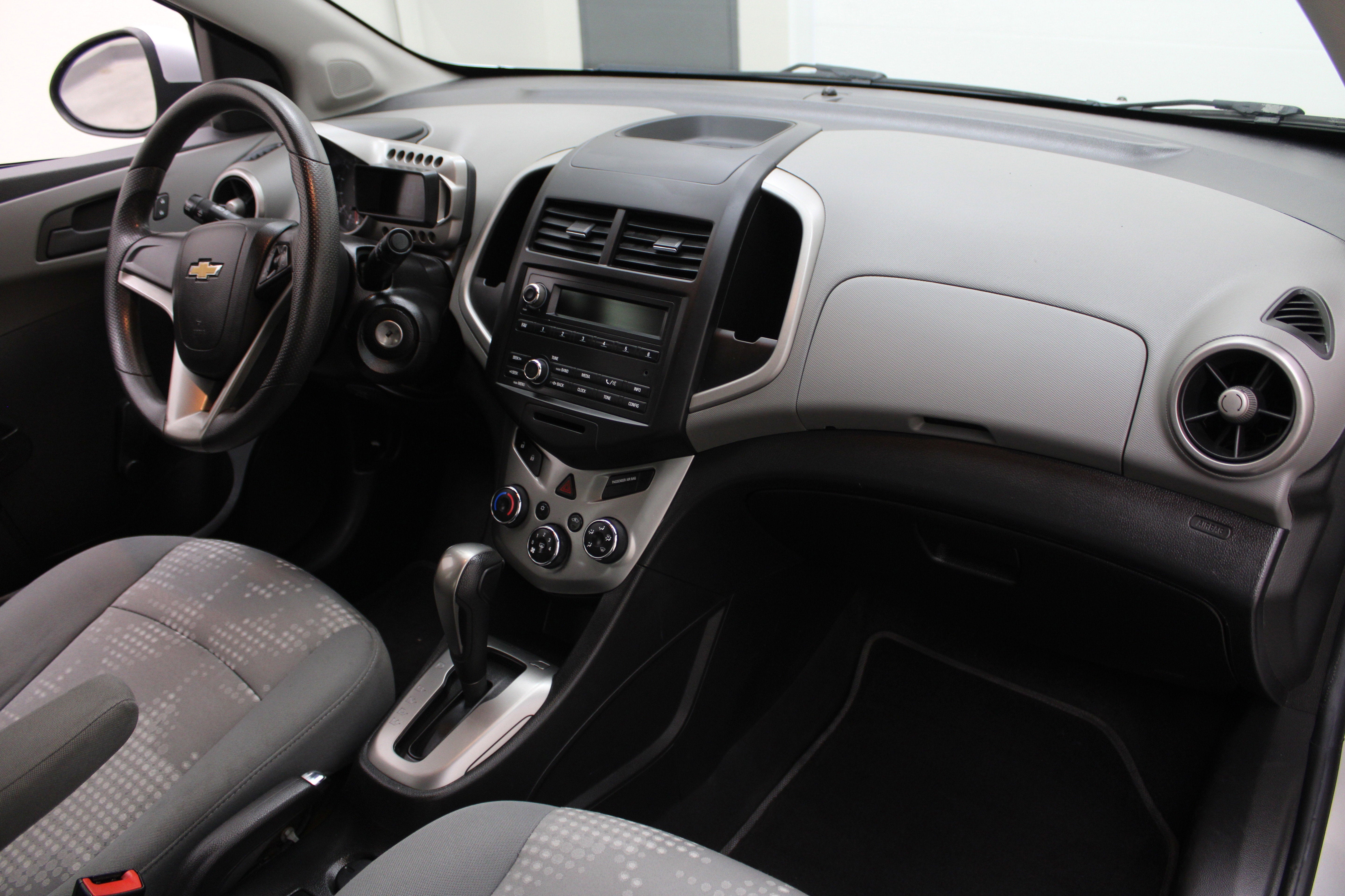 2015 Chevrolet Sonic LS