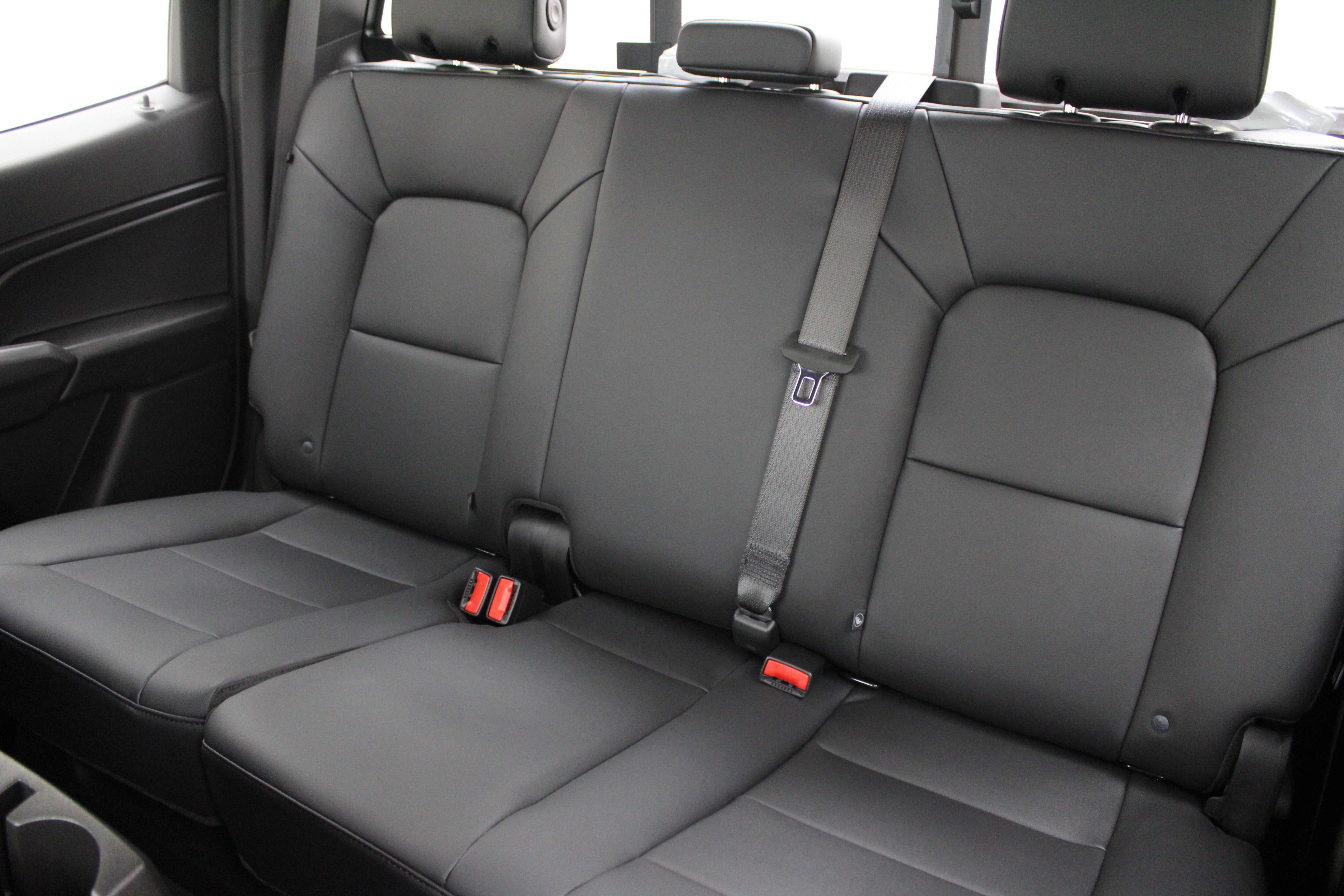 2026 Chevrolet Colorado Trail Boss - Photo 12
