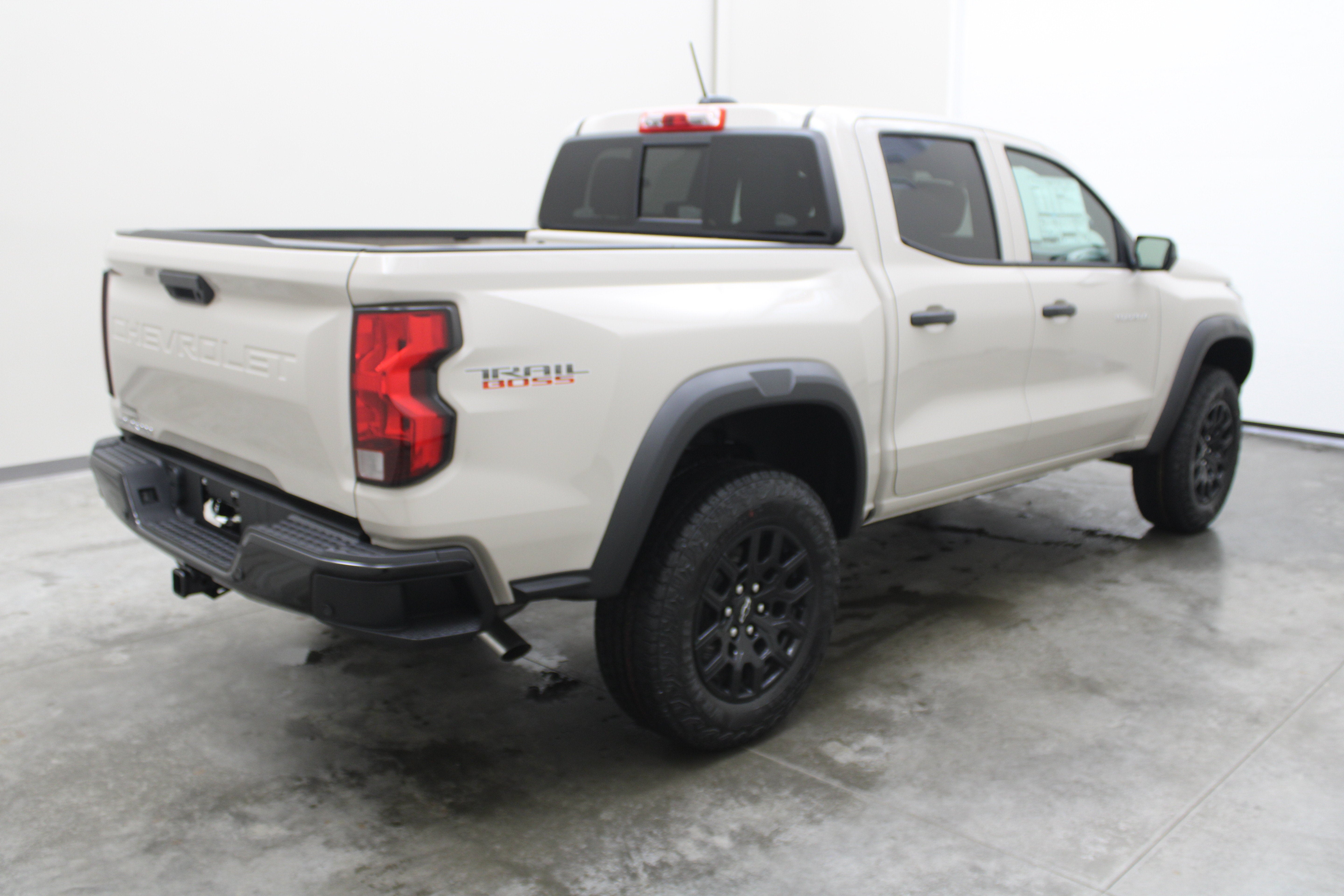 2026 Chevrolet Colorado Trail Boss - Photo 16