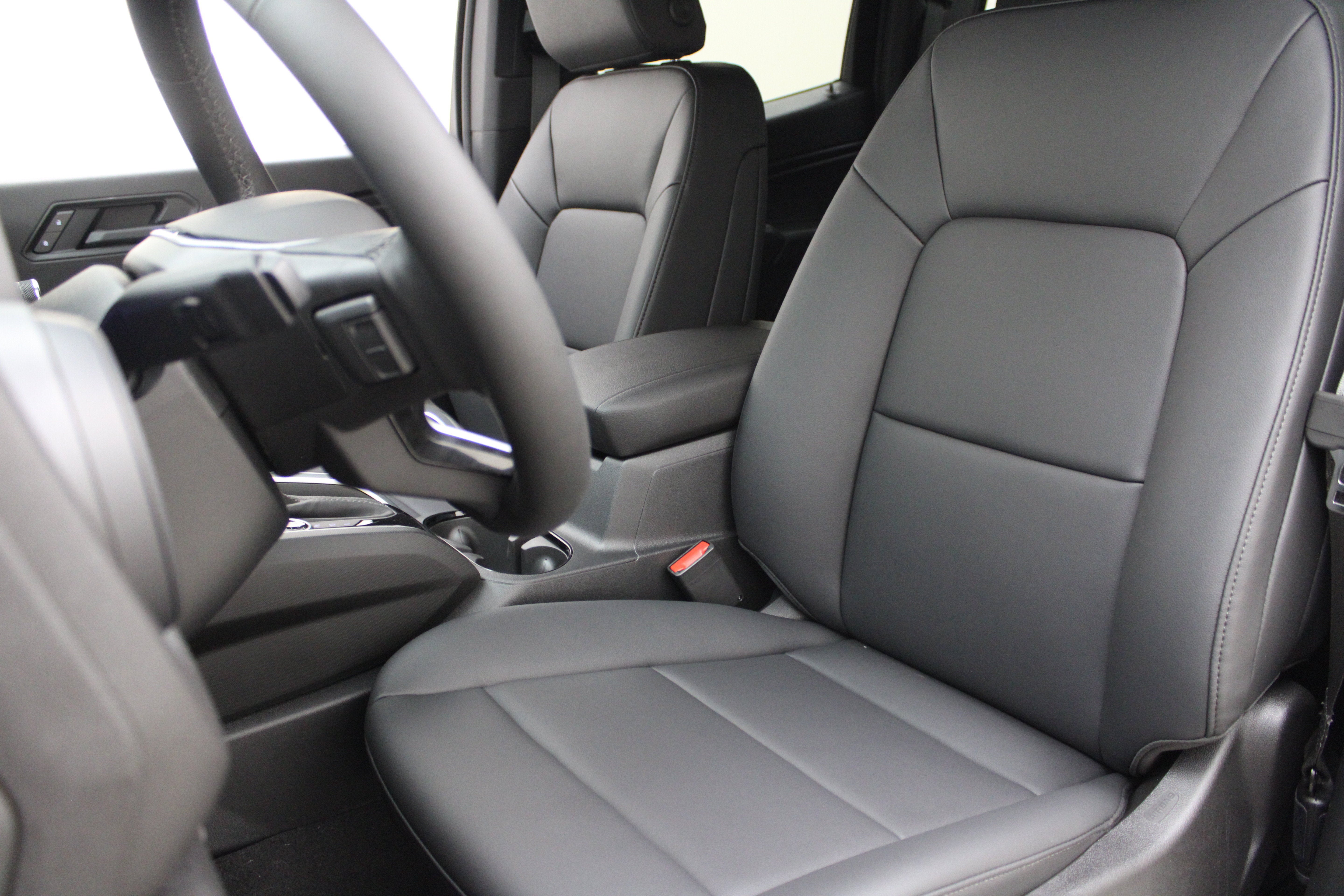 2026 Chevrolet Colorado Trail Boss - Photo 9