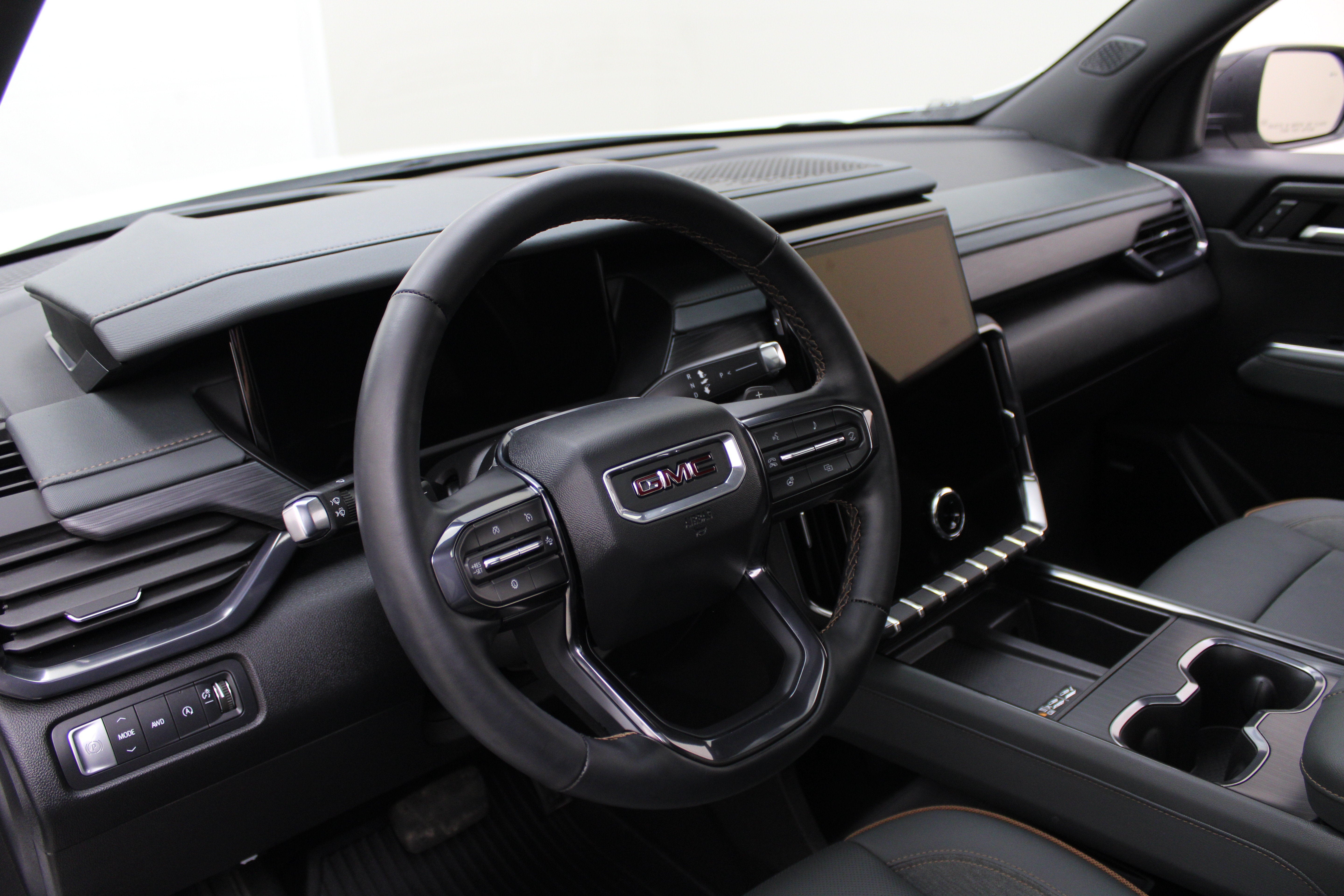 2025 GMC Acadia AWD AT4