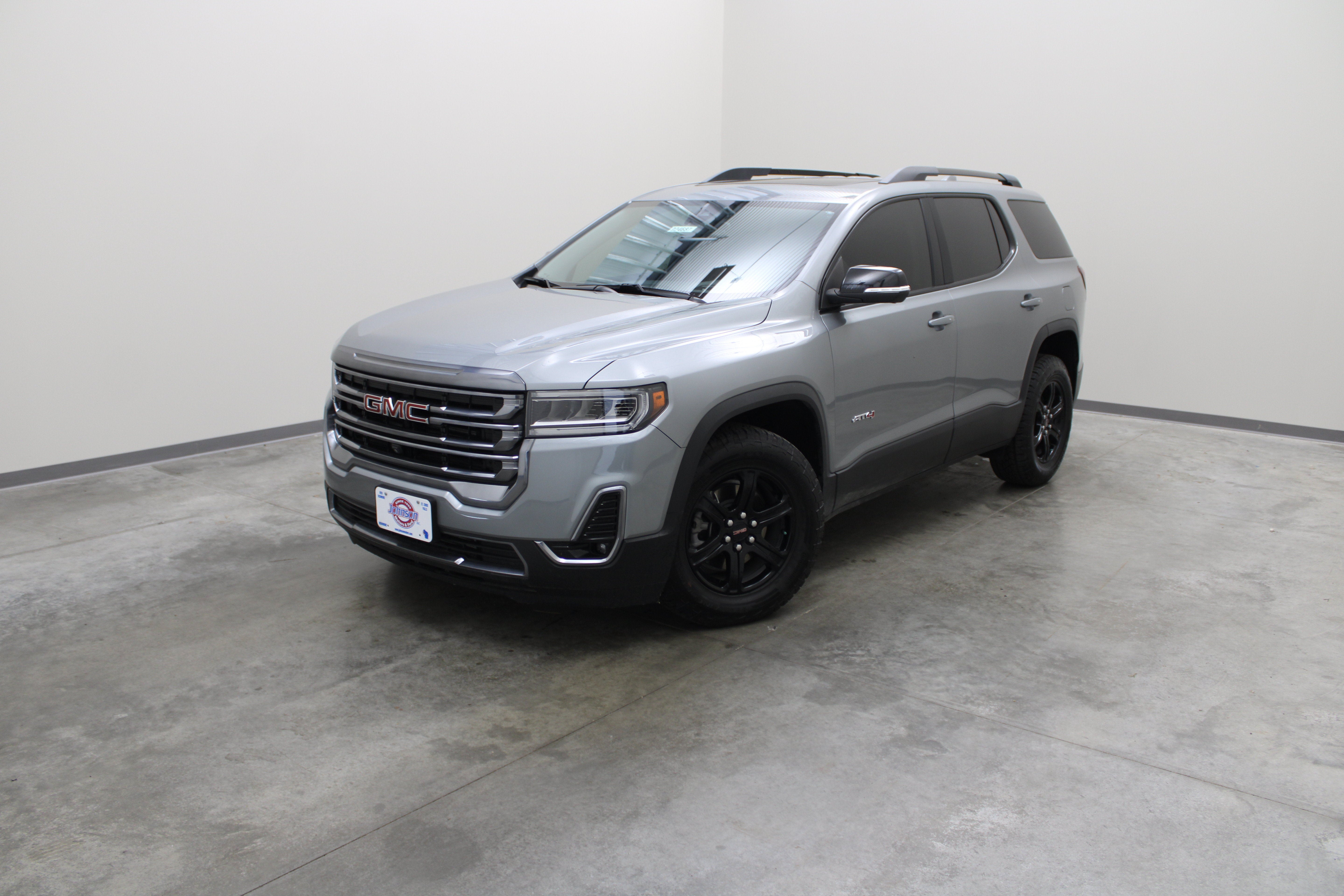 2023 GMC Acadia AT4