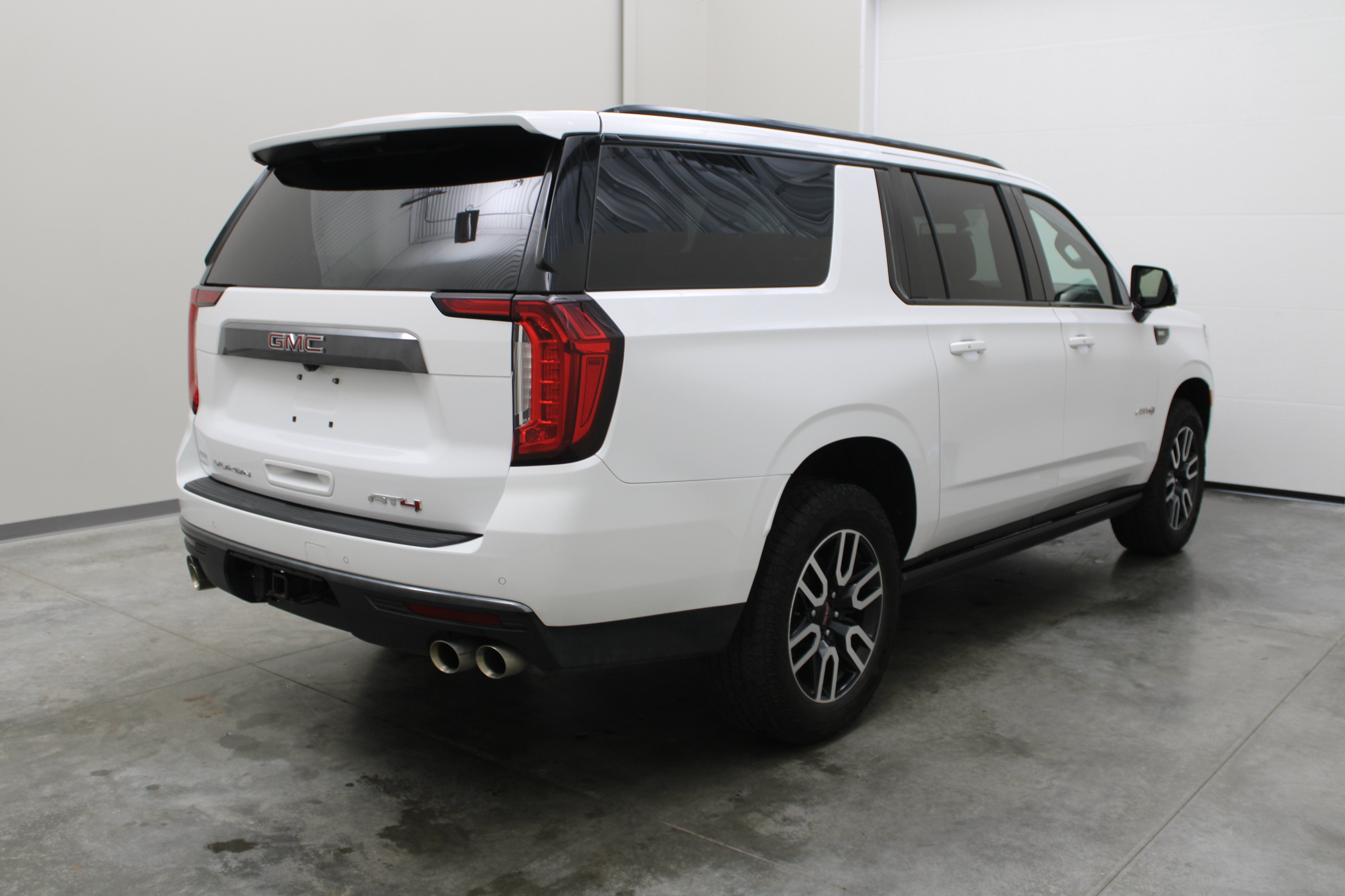2024 GMC Yukon XL AT4