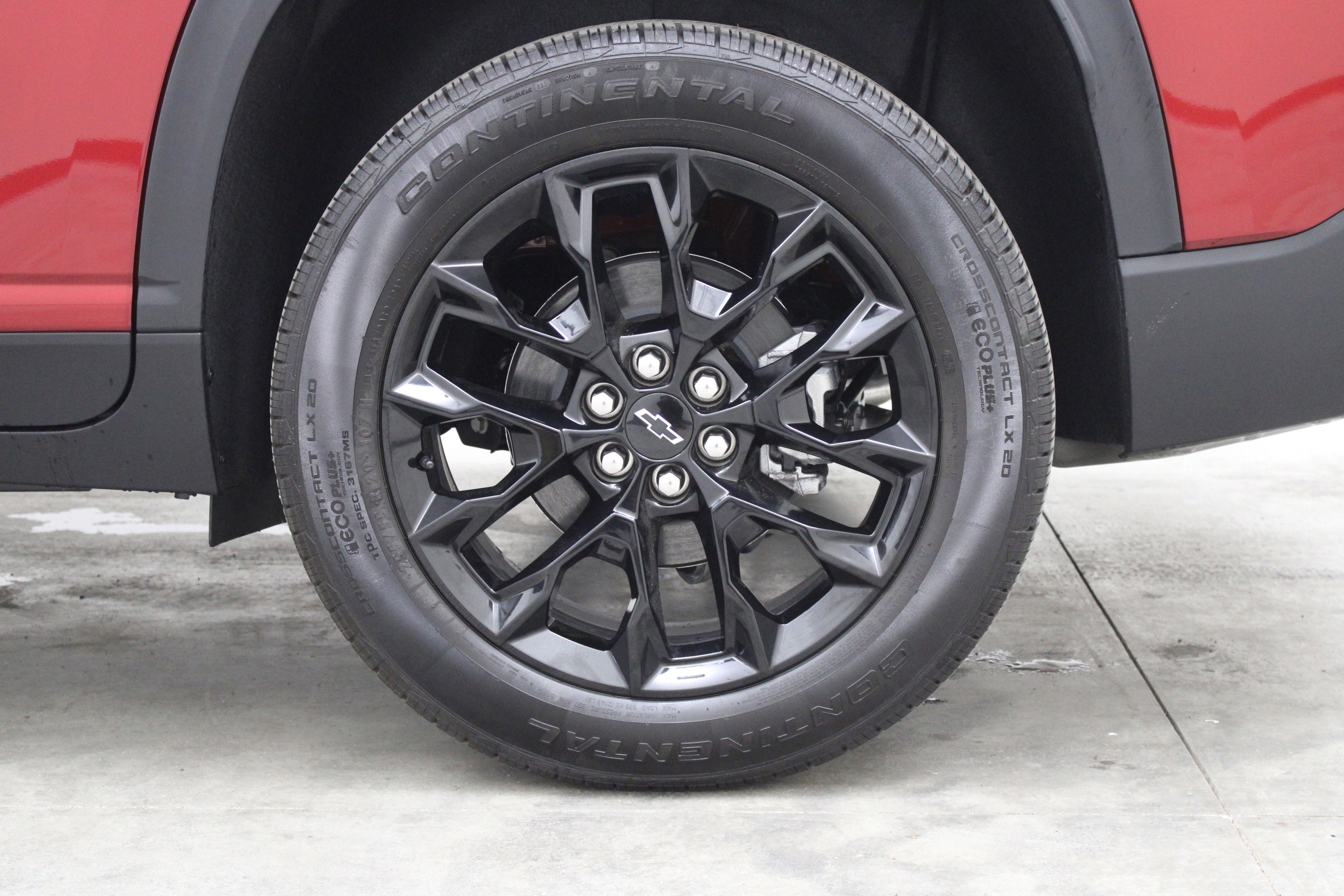 2026 Chevrolet Traverse AWD LT