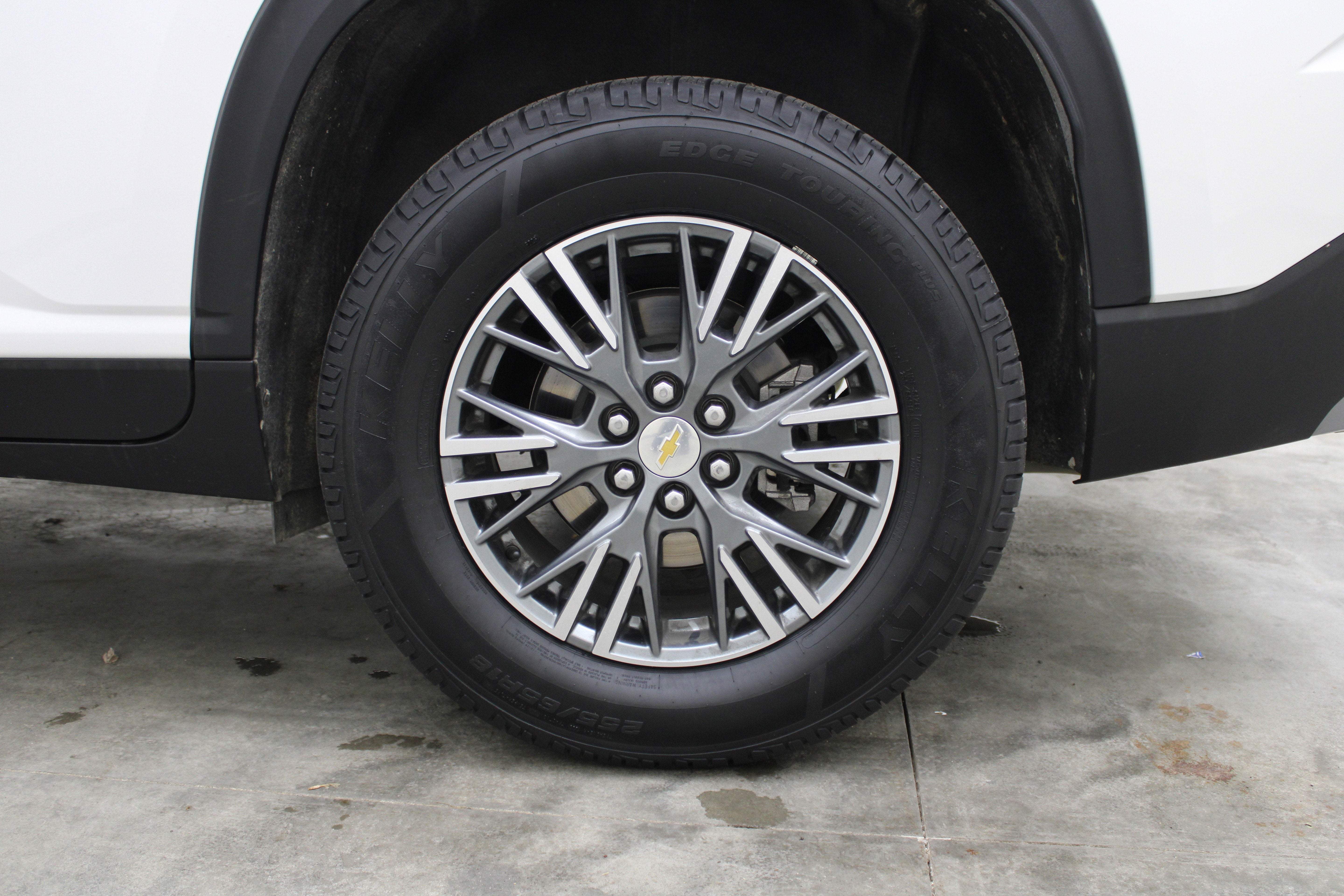 2024 Chevrolet Traverse AWD LT