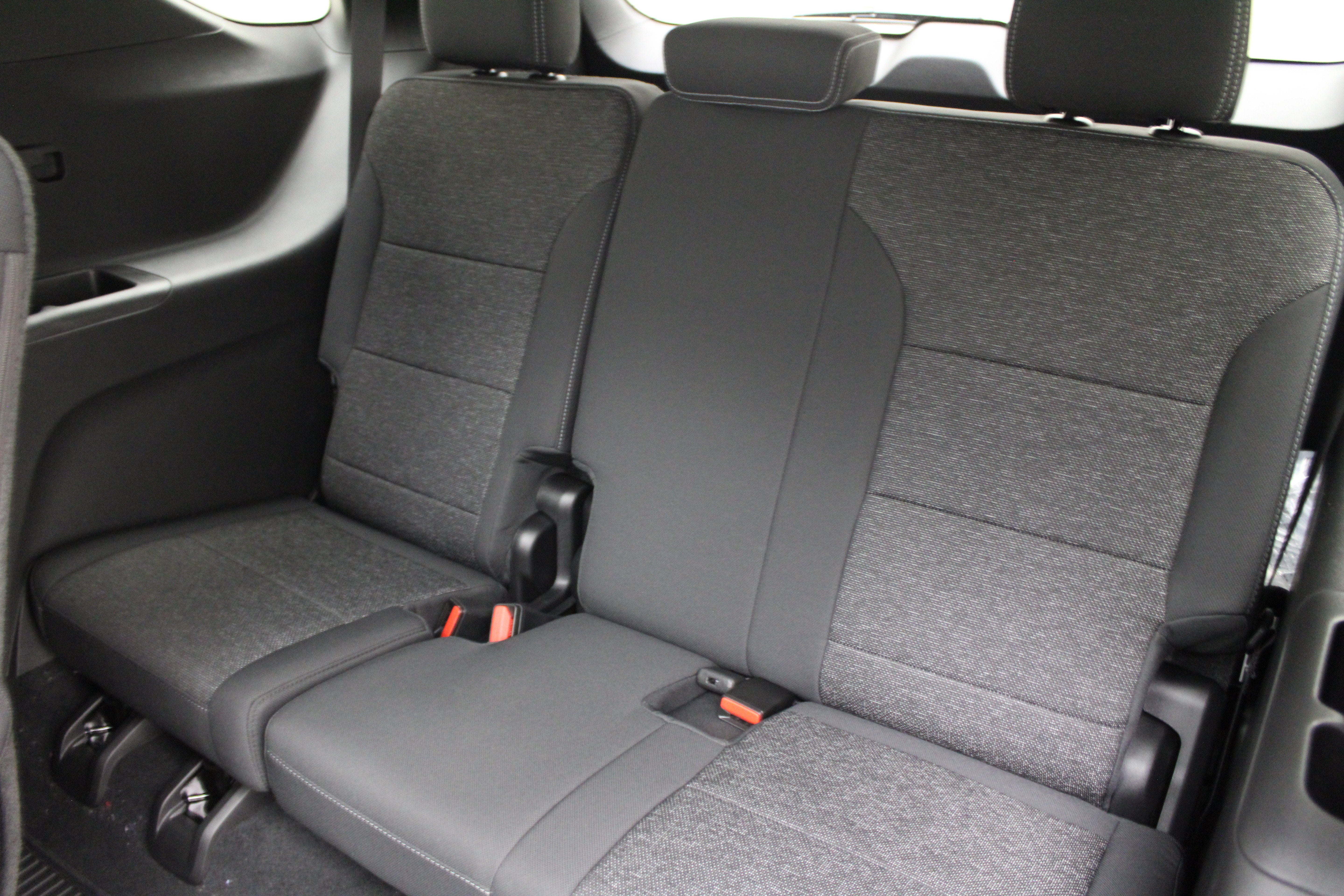 2027 Chevrolet Traverse AWD LT