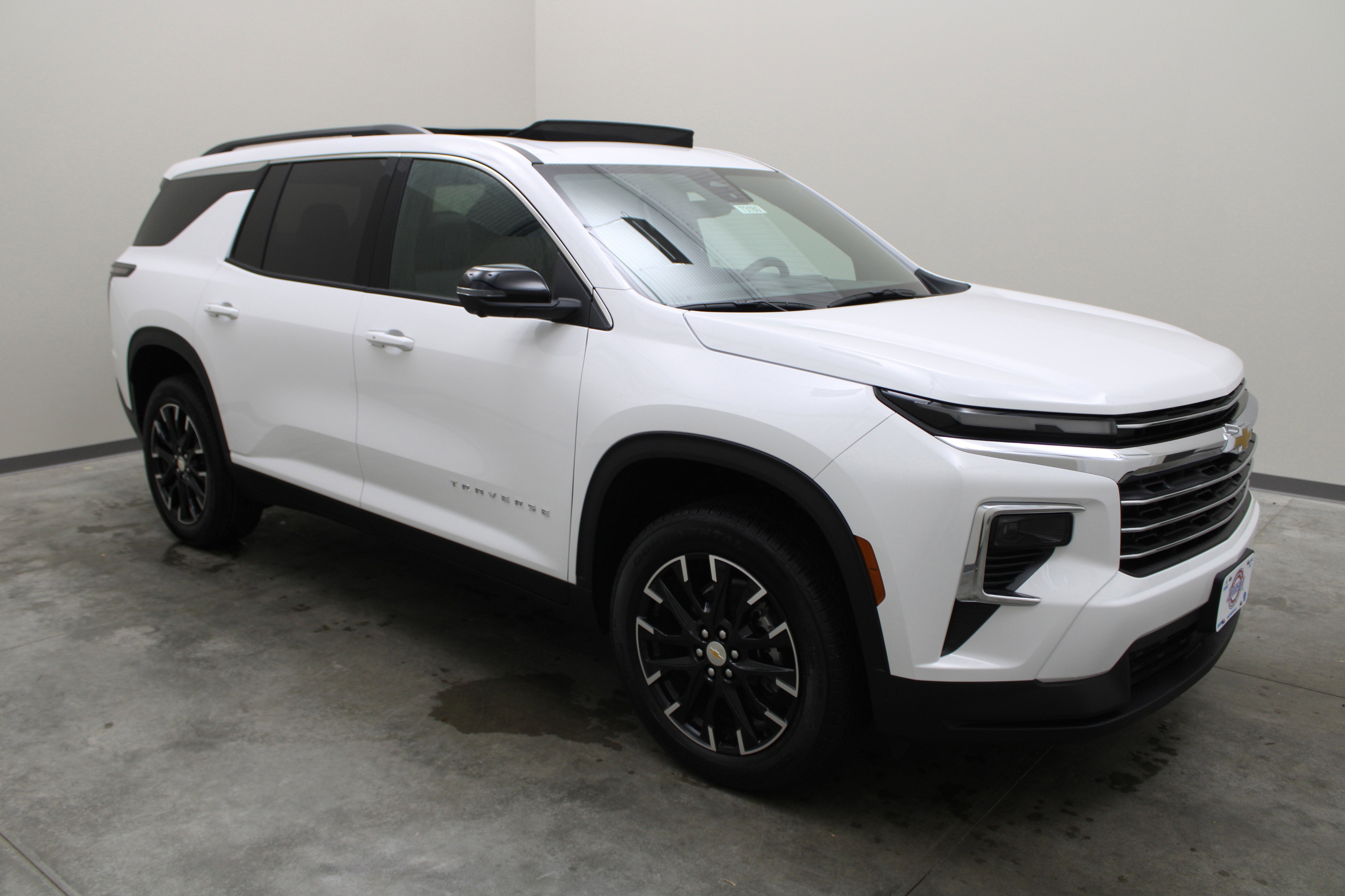 2026 Chevrolet Traverse AWD LT