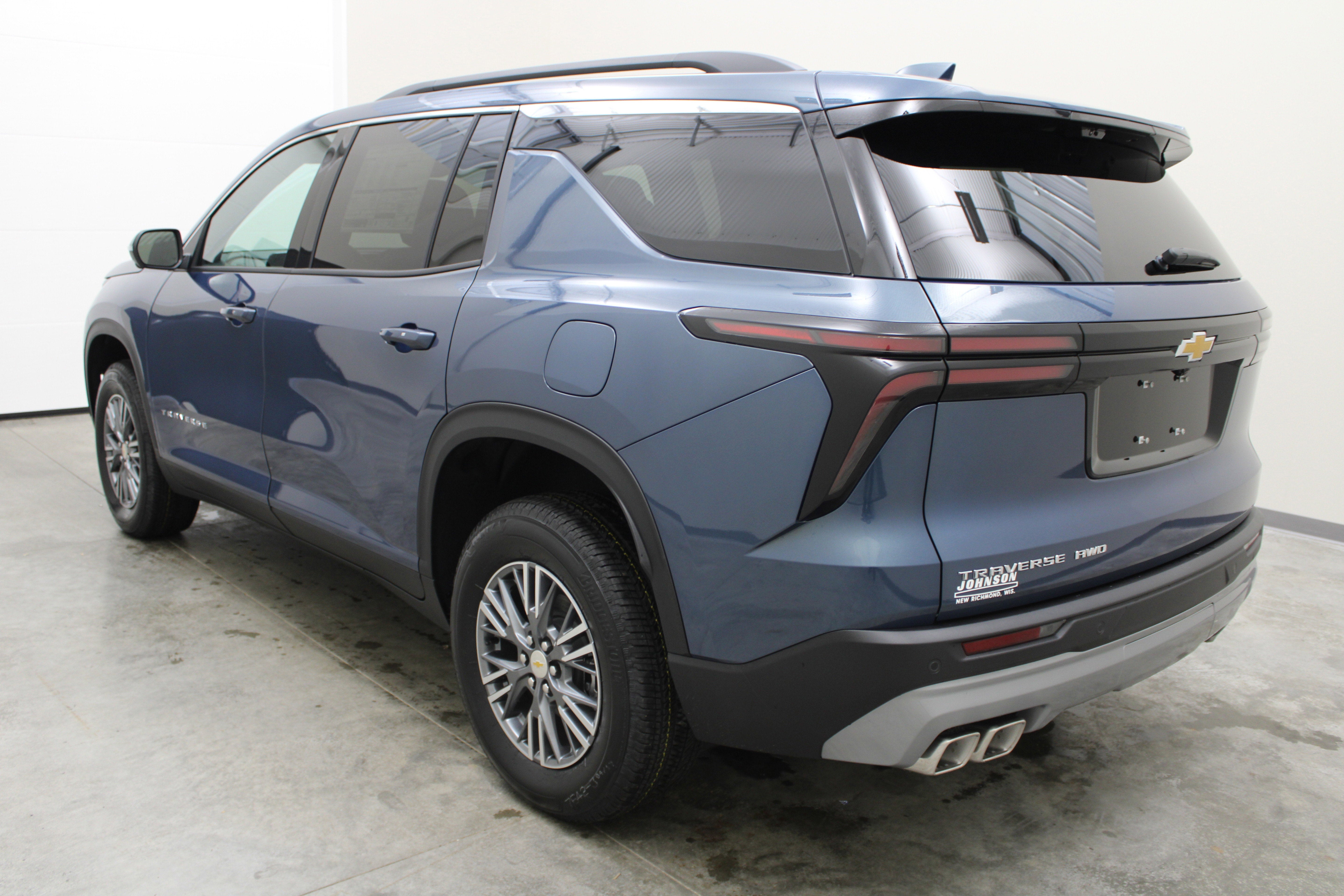 2026 Chevrolet Traverse AWD LT