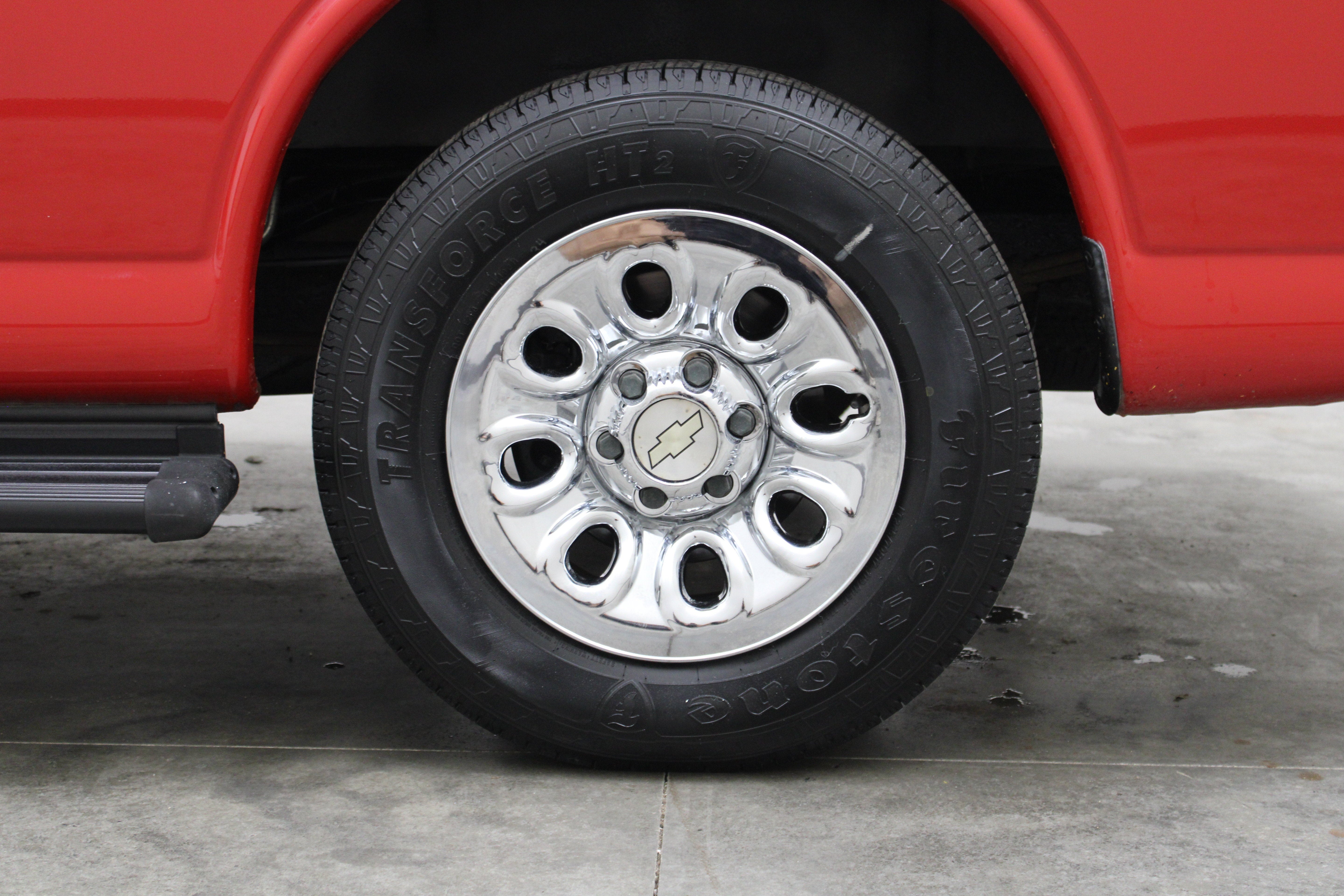 2011 Chevrolet Express Passenger 1LT
