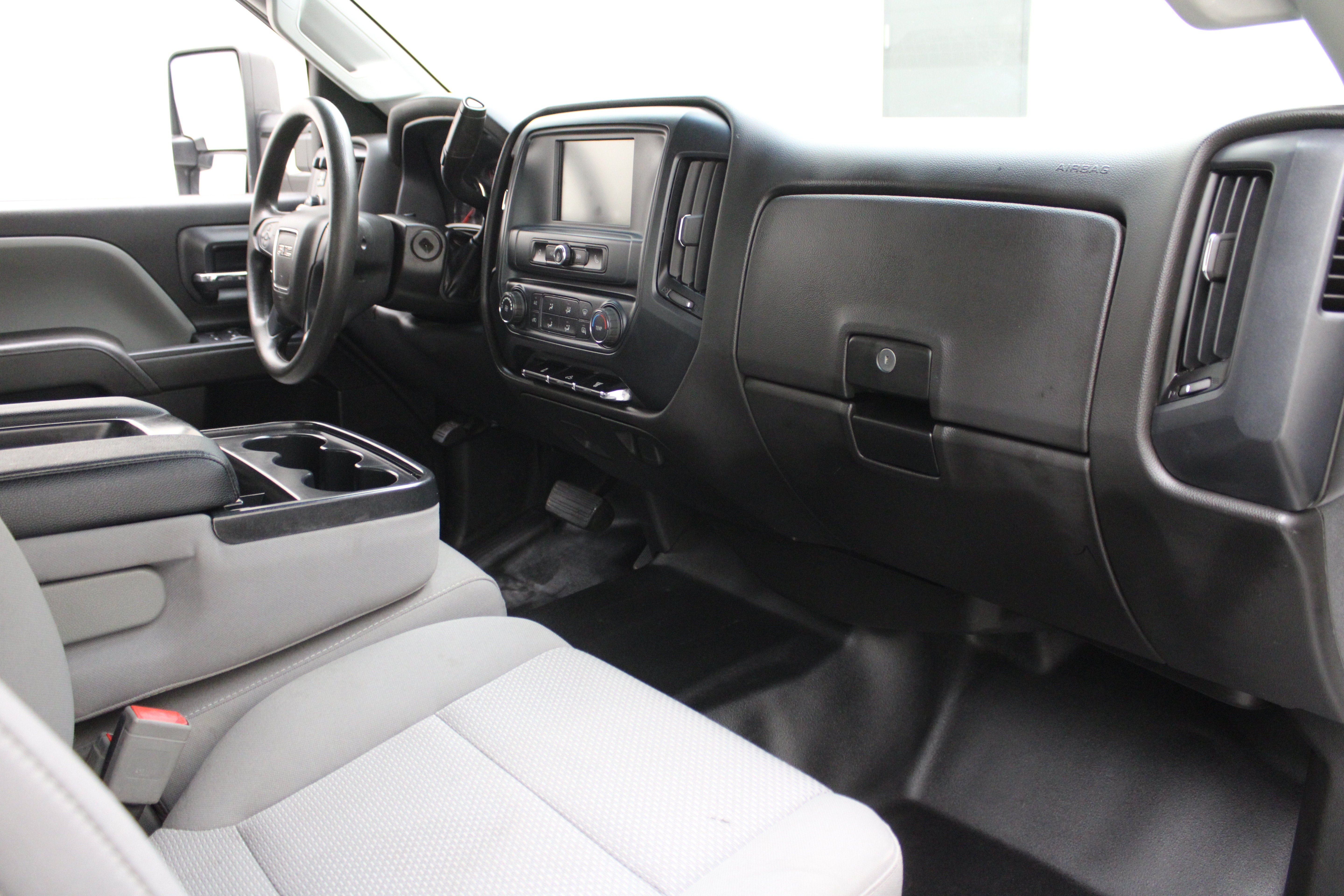 2017 GMC Sierra 2500HD 4WD Double Cab 144.2"