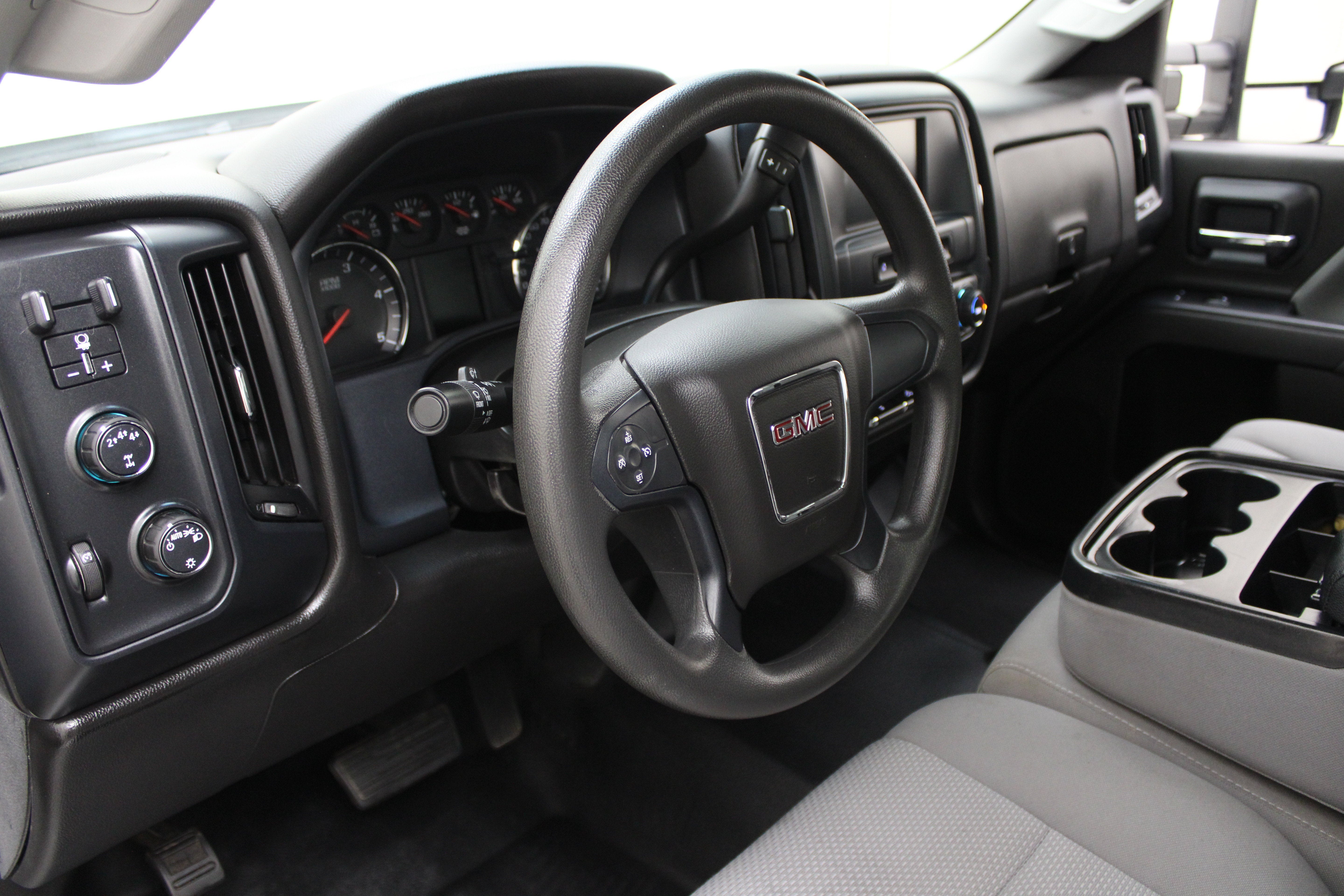 2017 GMC Sierra 2500HD 4WD Double Cab 144.2"