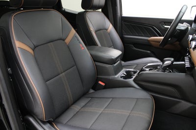 2024 GMC Canyon 4WD AT4