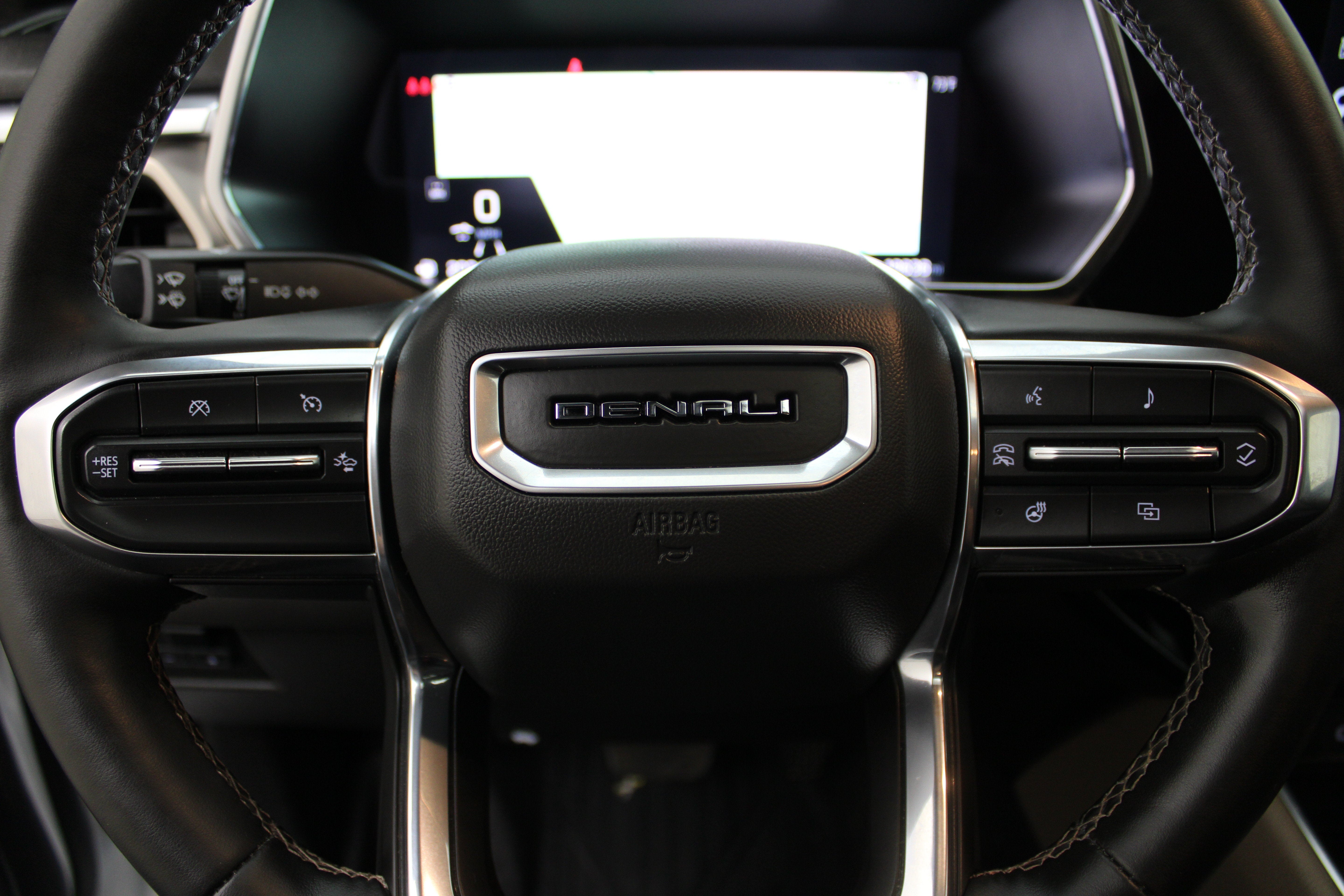 2024 GMC Canyon 4WD Denali