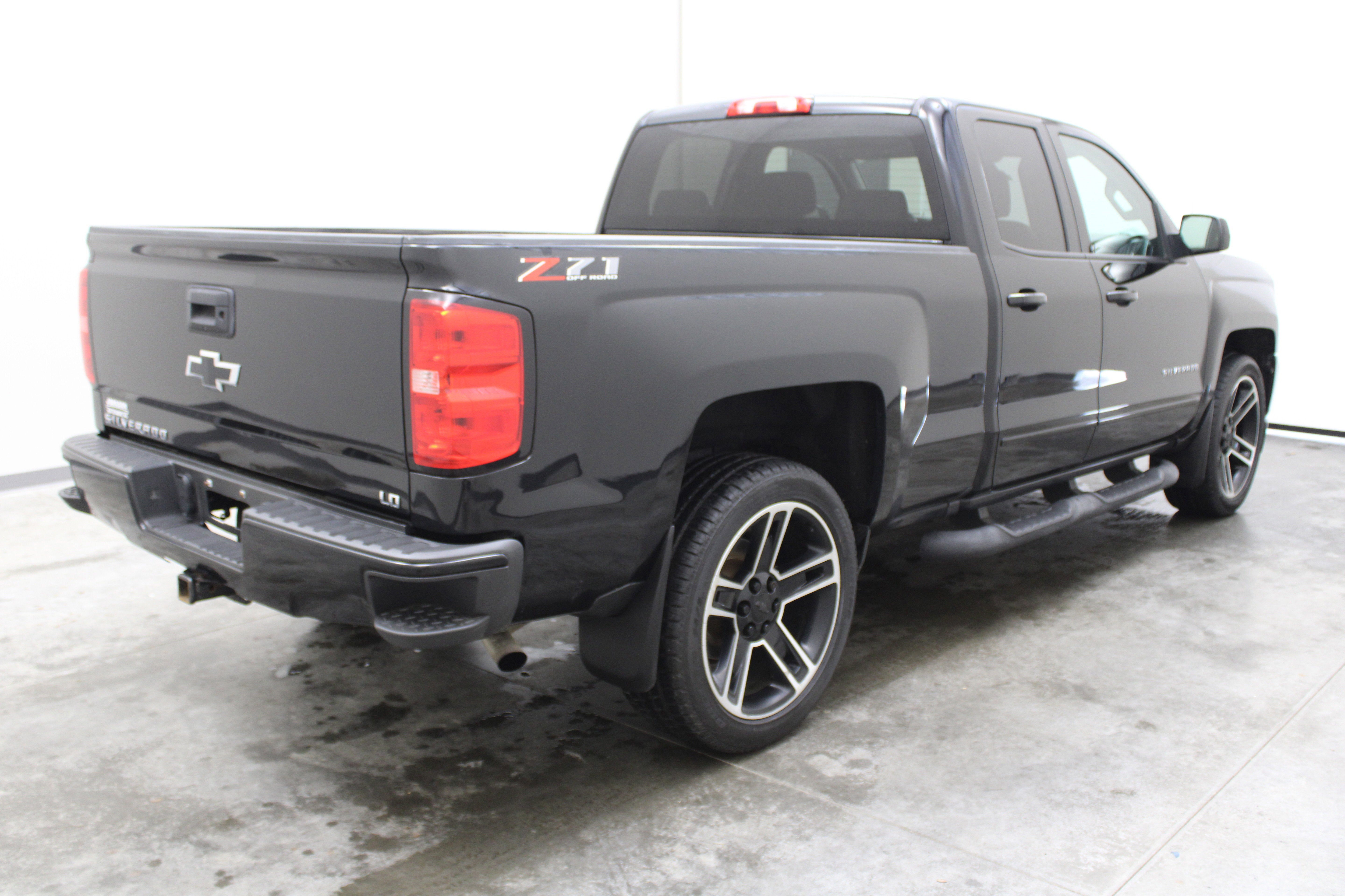 2019 Chevrolet Silverado 1500 LD LT Z71 - Photo 16