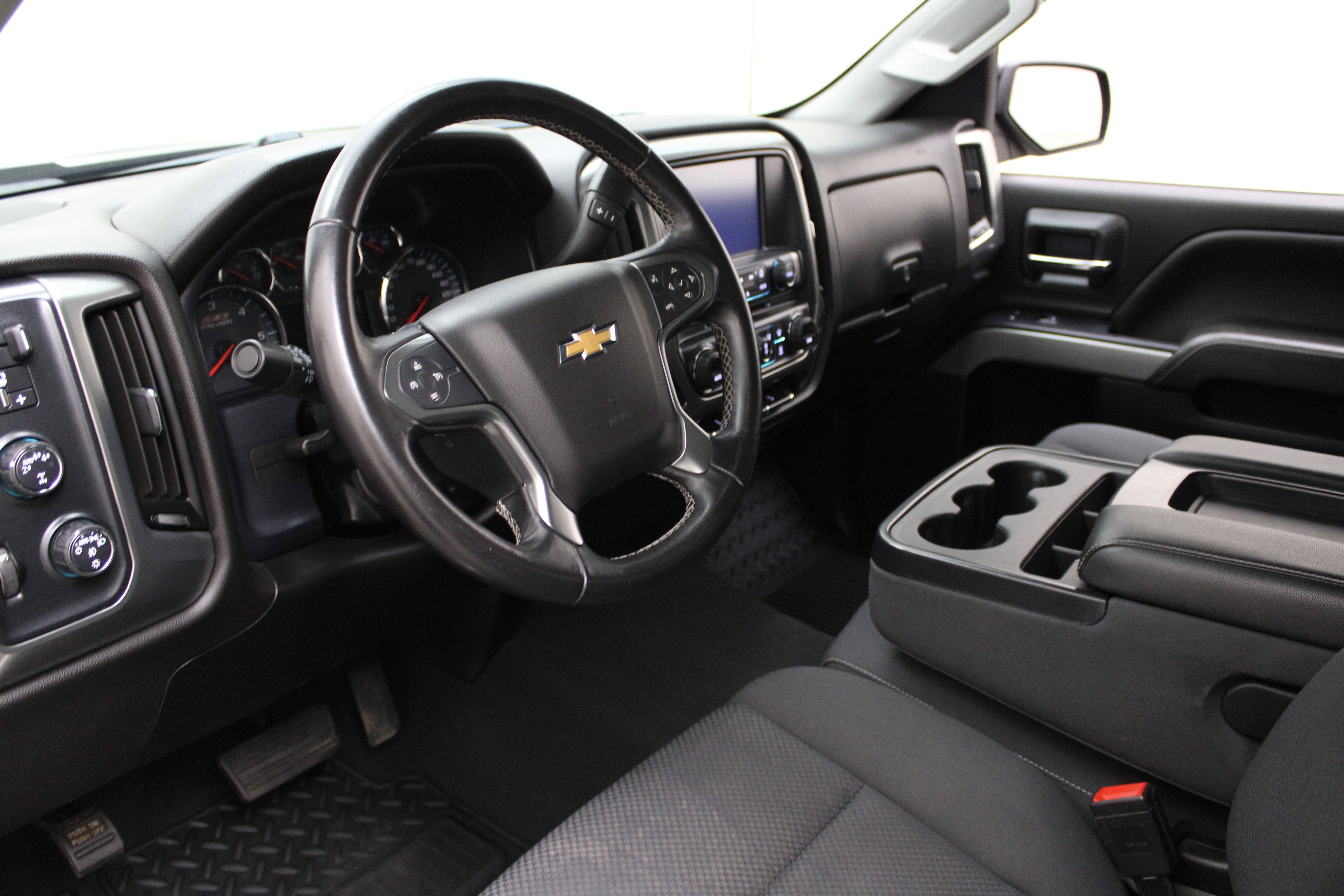 2019 Chevrolet Silverado 1500 LD LT Z71 - Photo 9