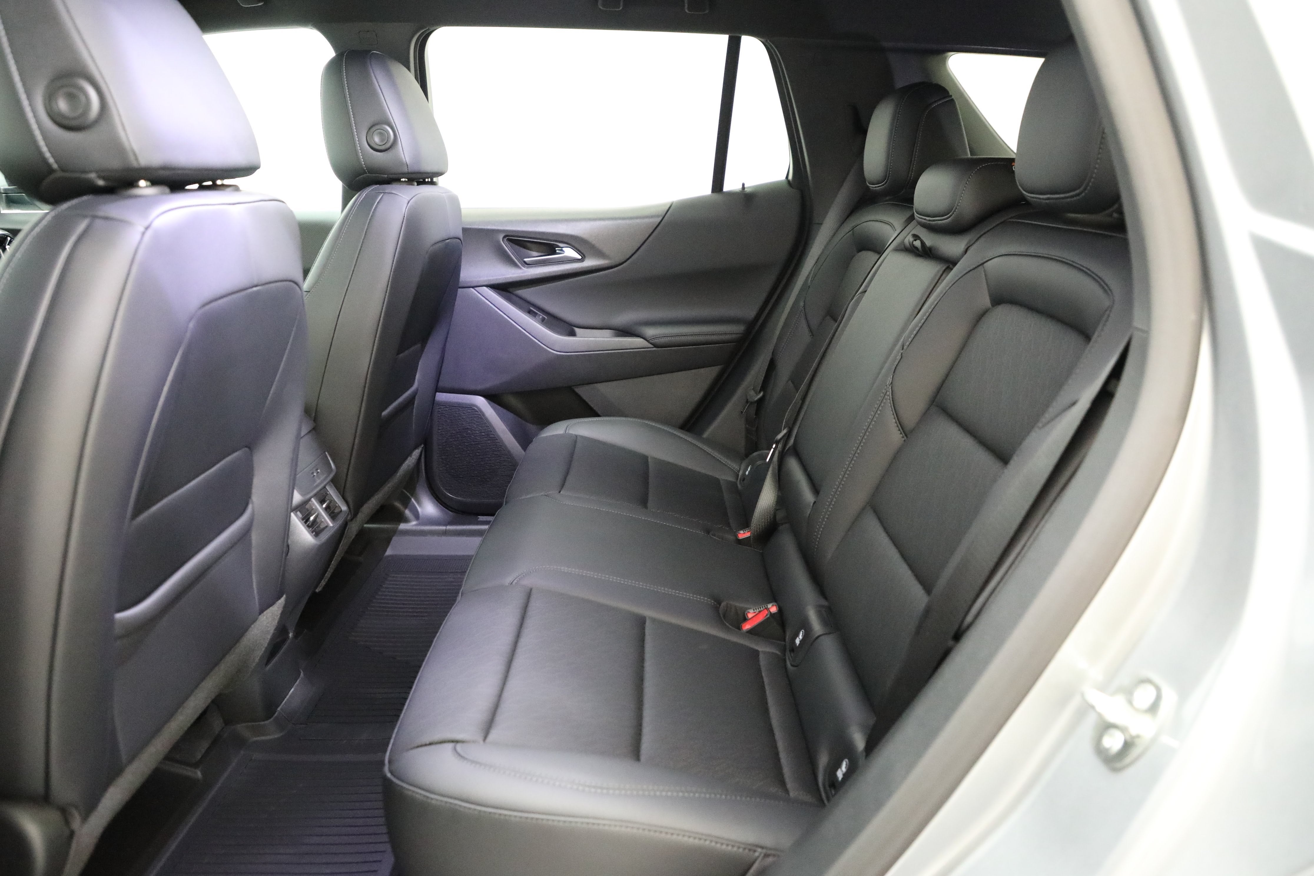 2027 Chevrolet Equinox AWD LT