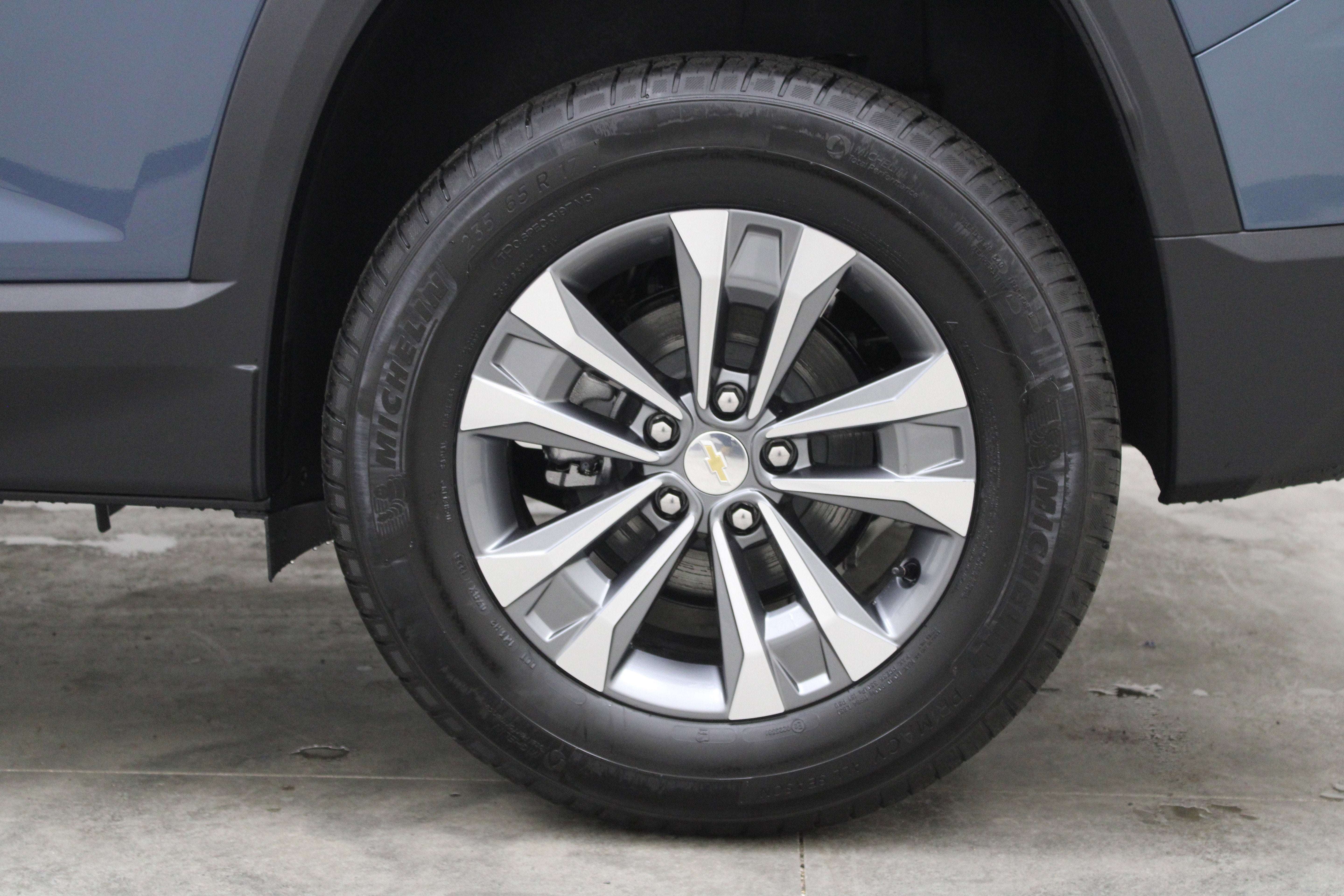 2026 Chevrolet Equinox AWD LT