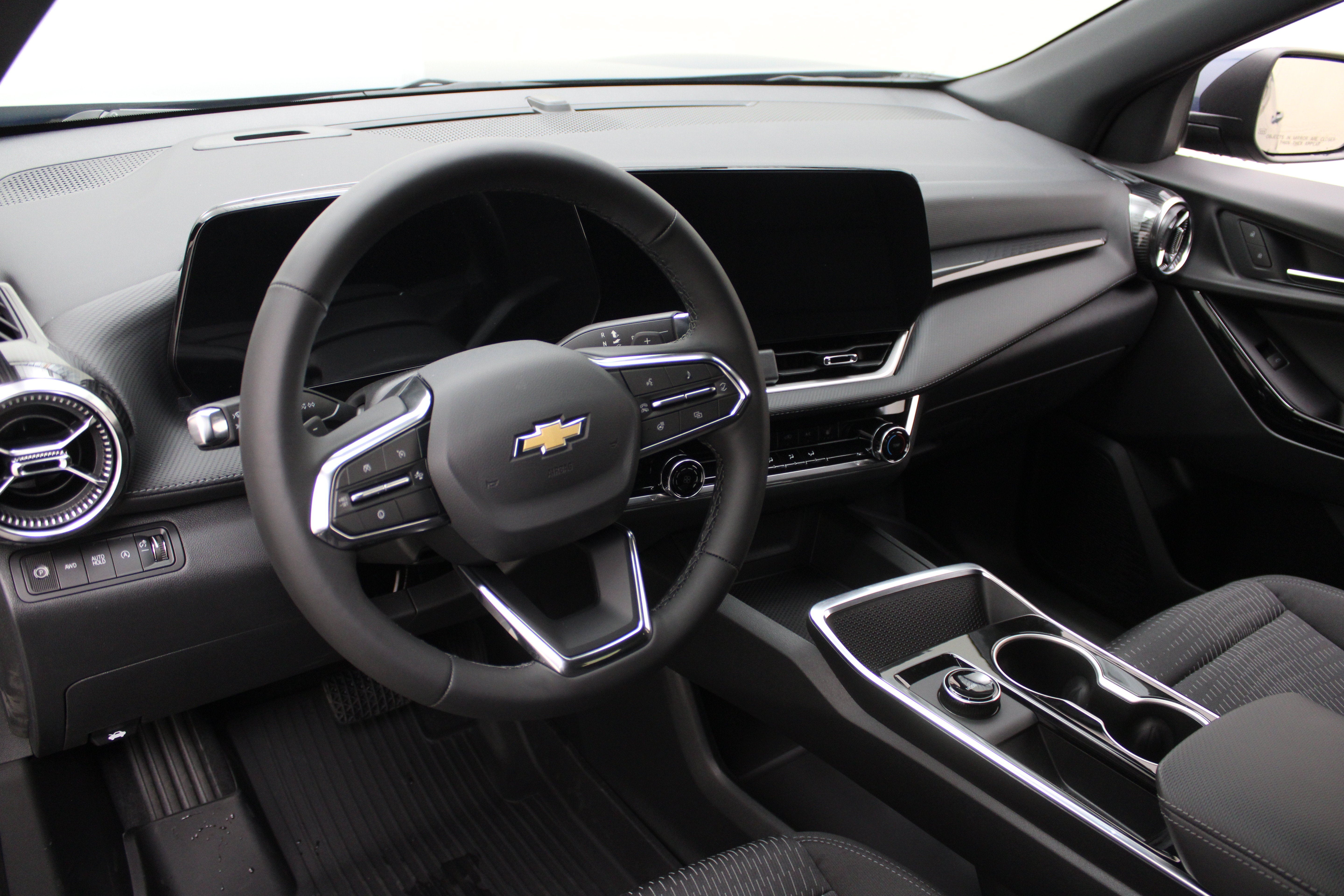 2027 Chevrolet Equinox AWD LT