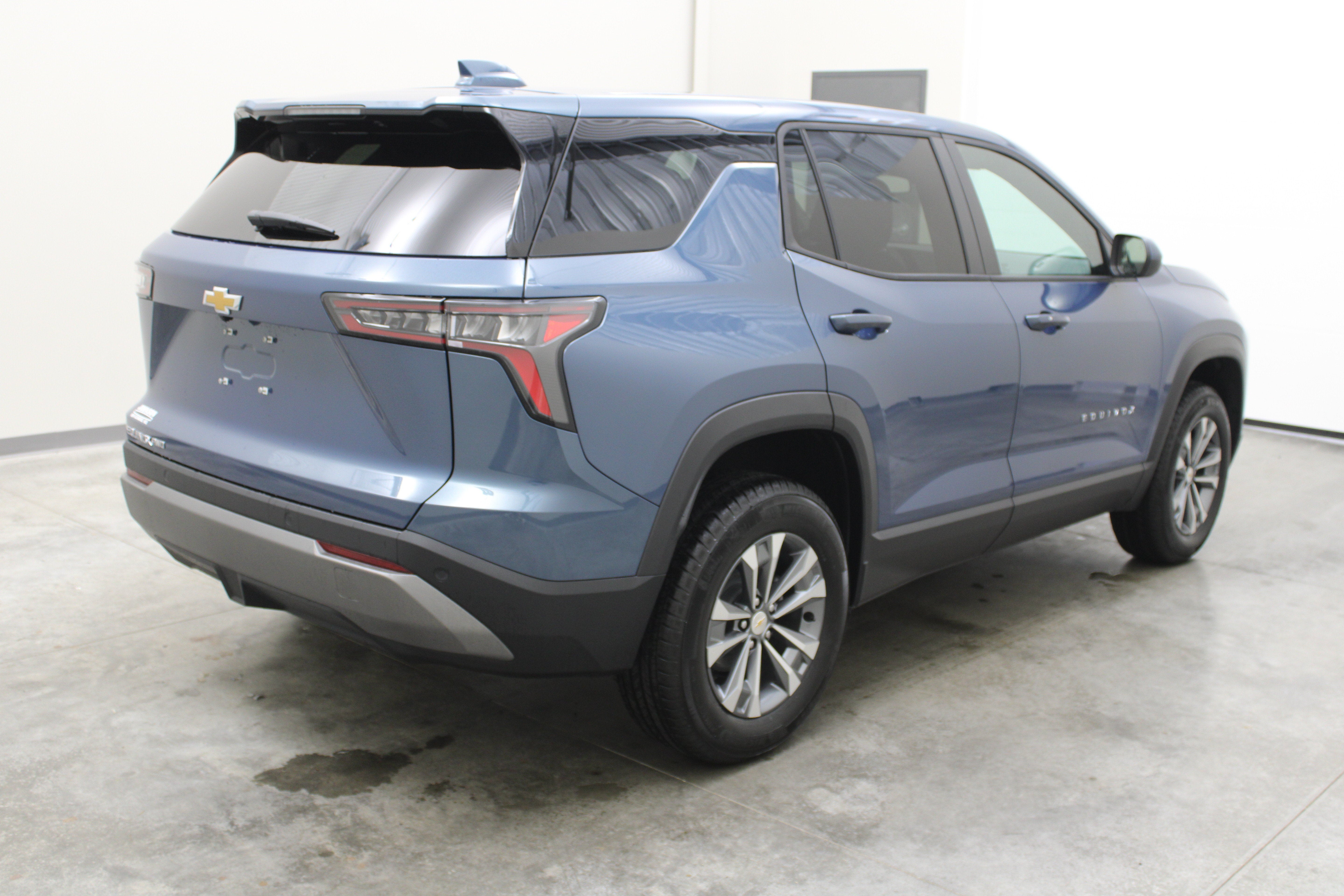 2027 Chevrolet Equinox AWD LT