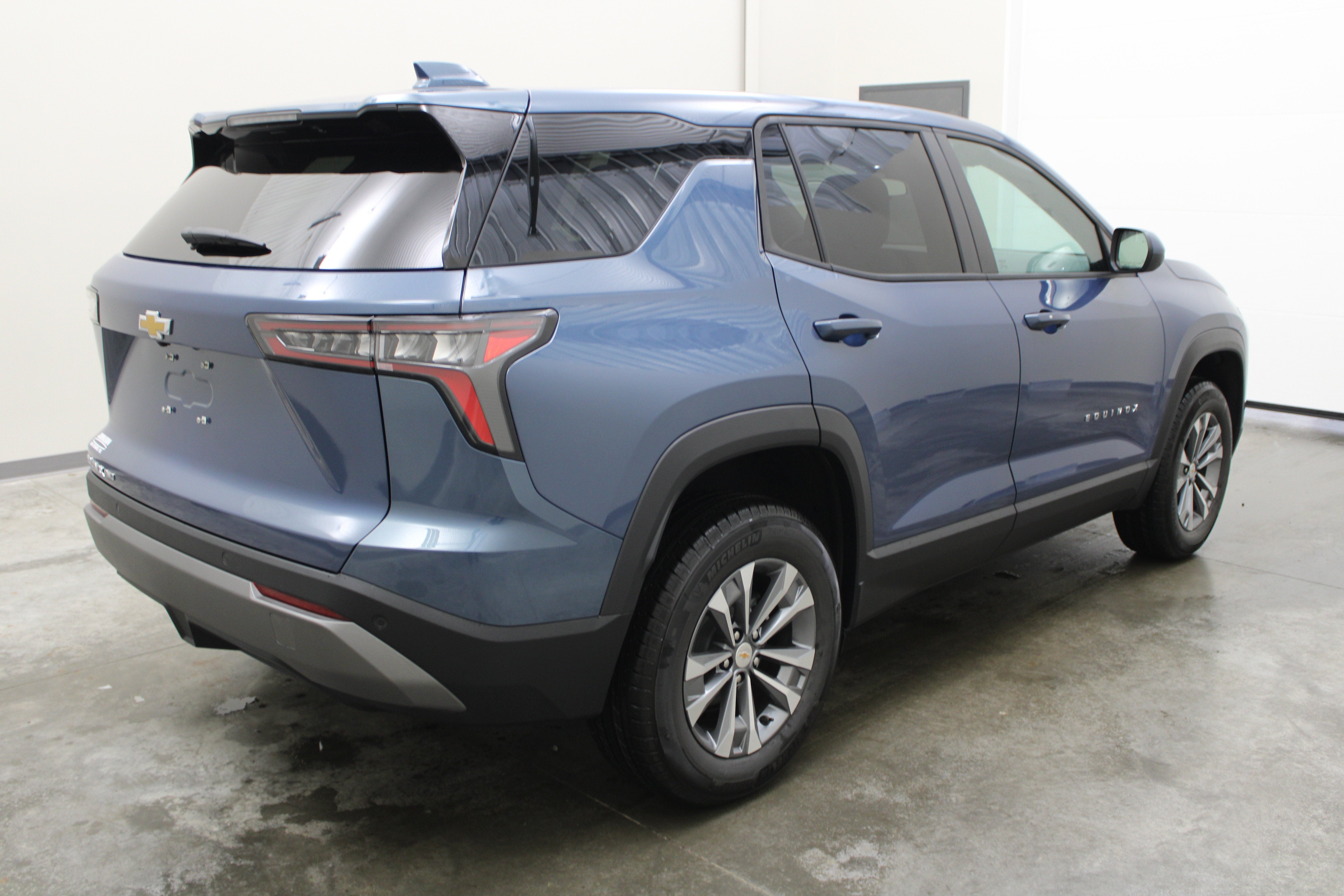 2027 Chevrolet Equinox AWD LT