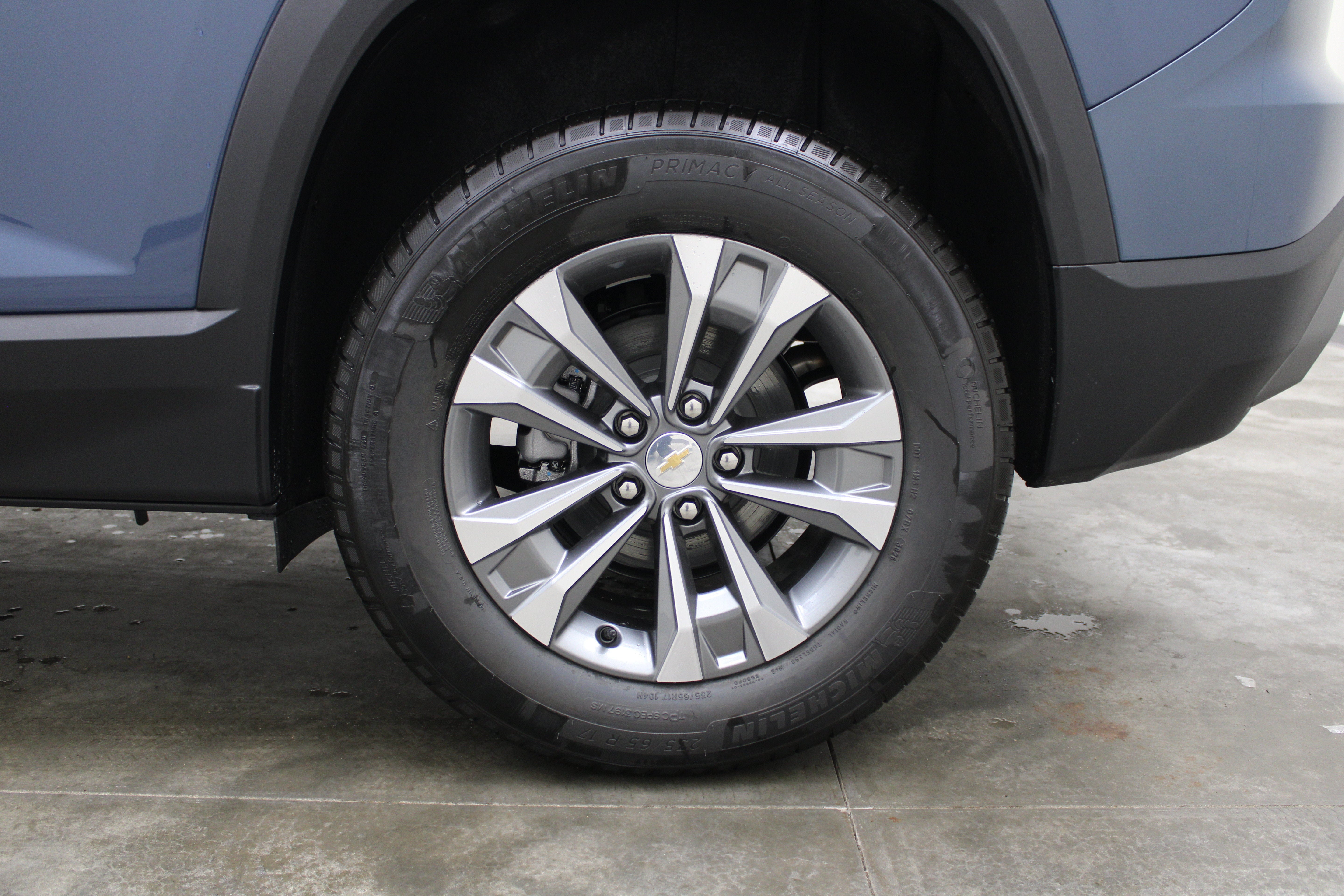 2027 Chevrolet Equinox AWD LT