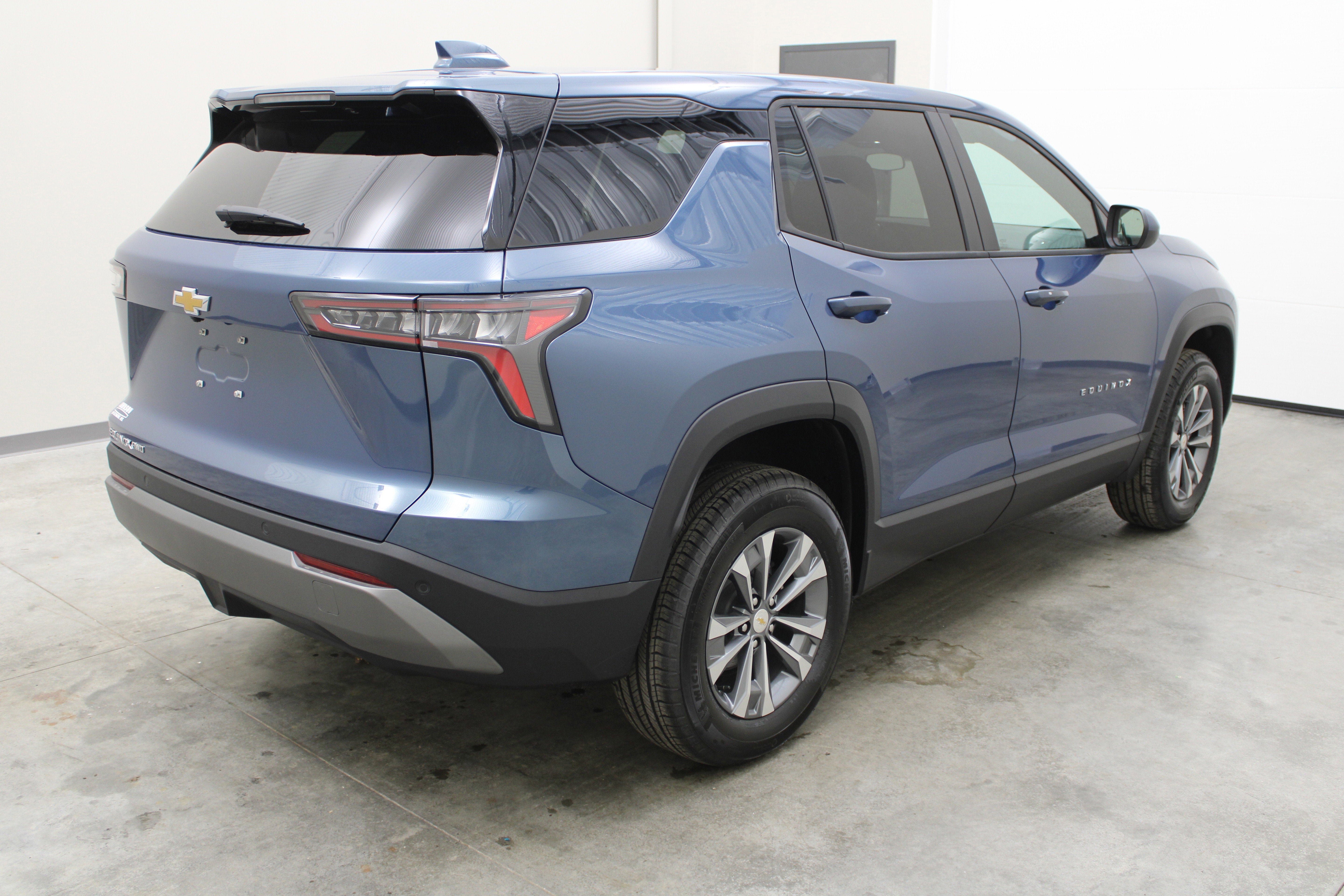 2026 Chevrolet Equinox AWD LT