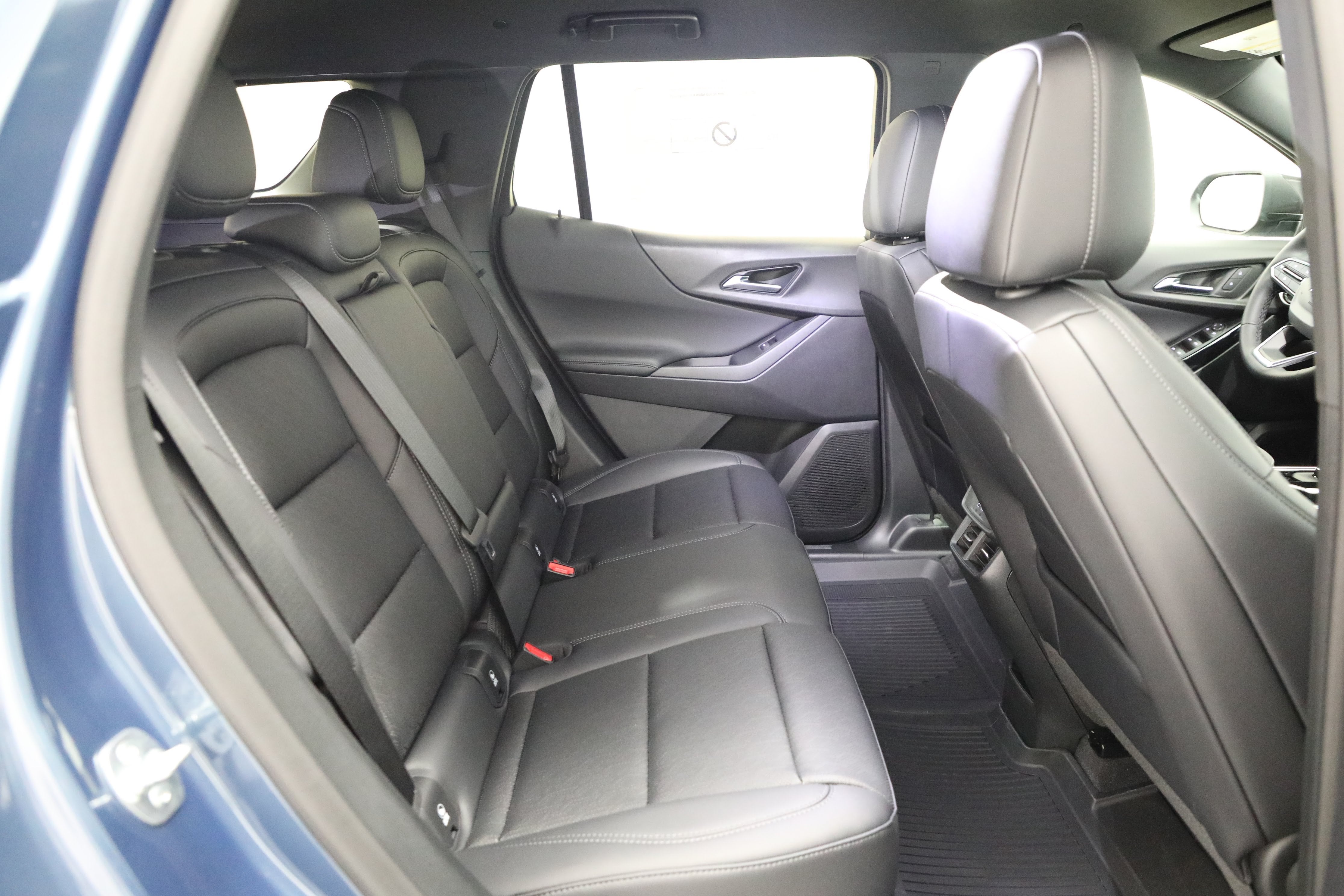 2027 Chevrolet Equinox AWD LT