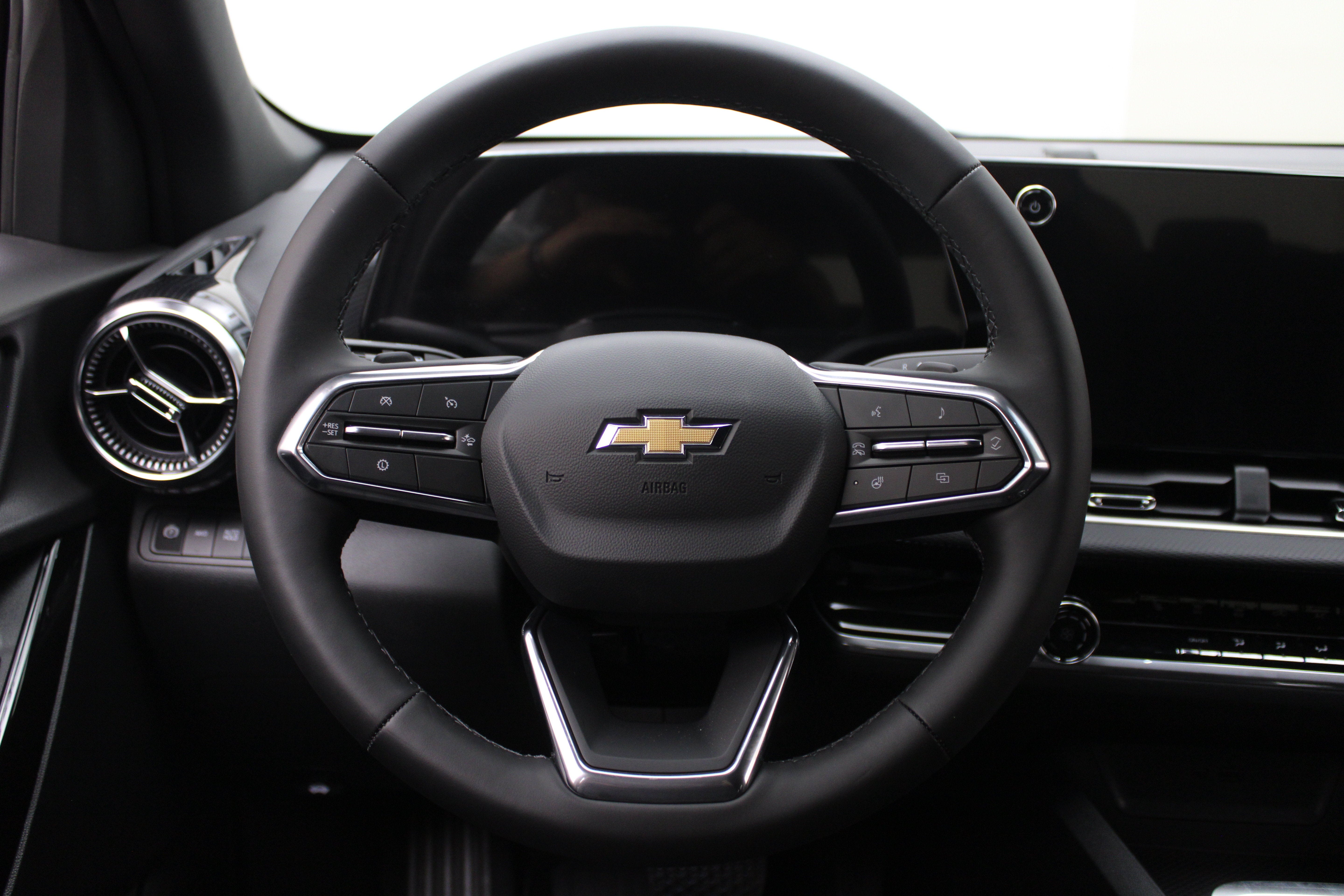 2027 Chevrolet Equinox AWD LT