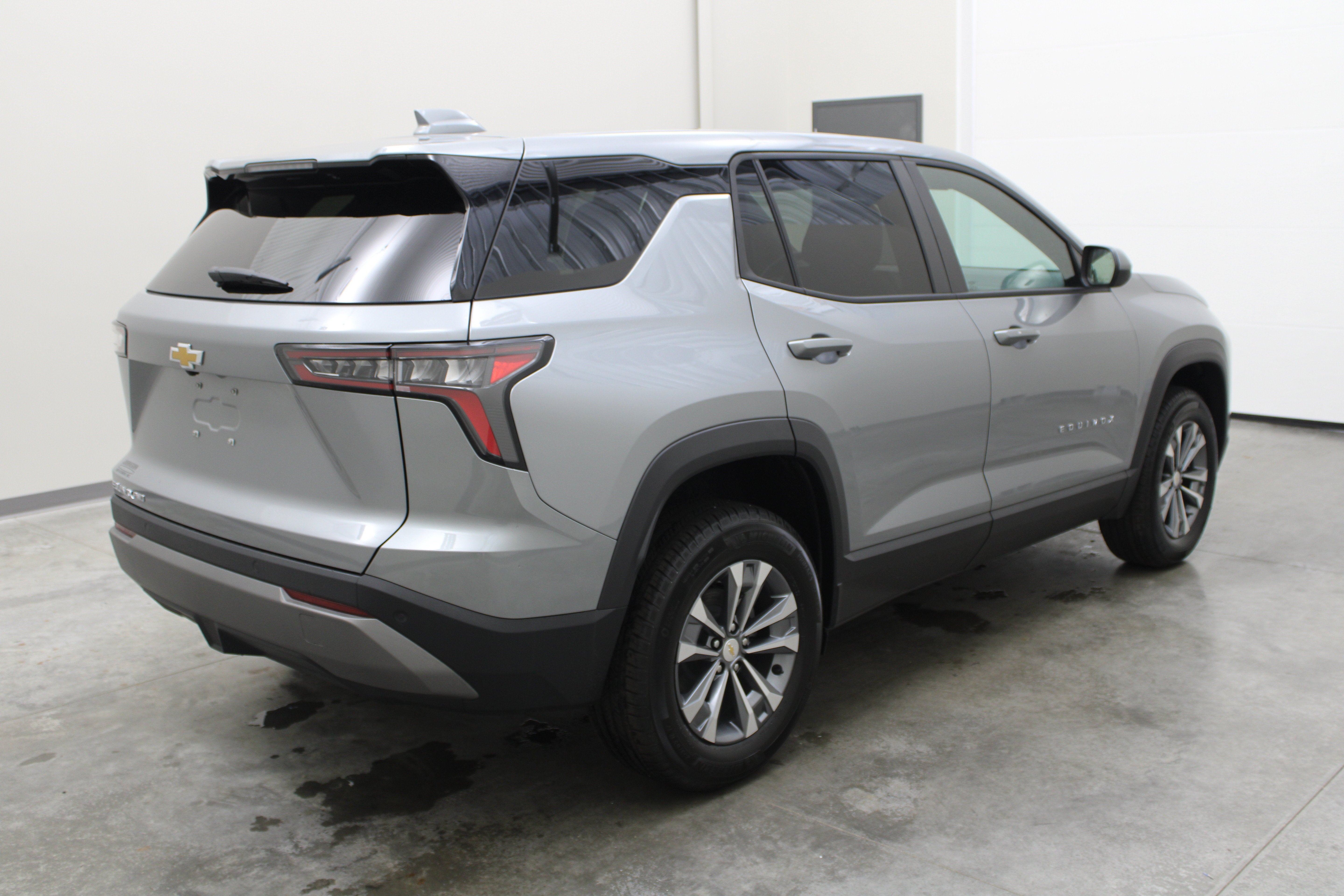 2027 Chevrolet Equinox AWD LT