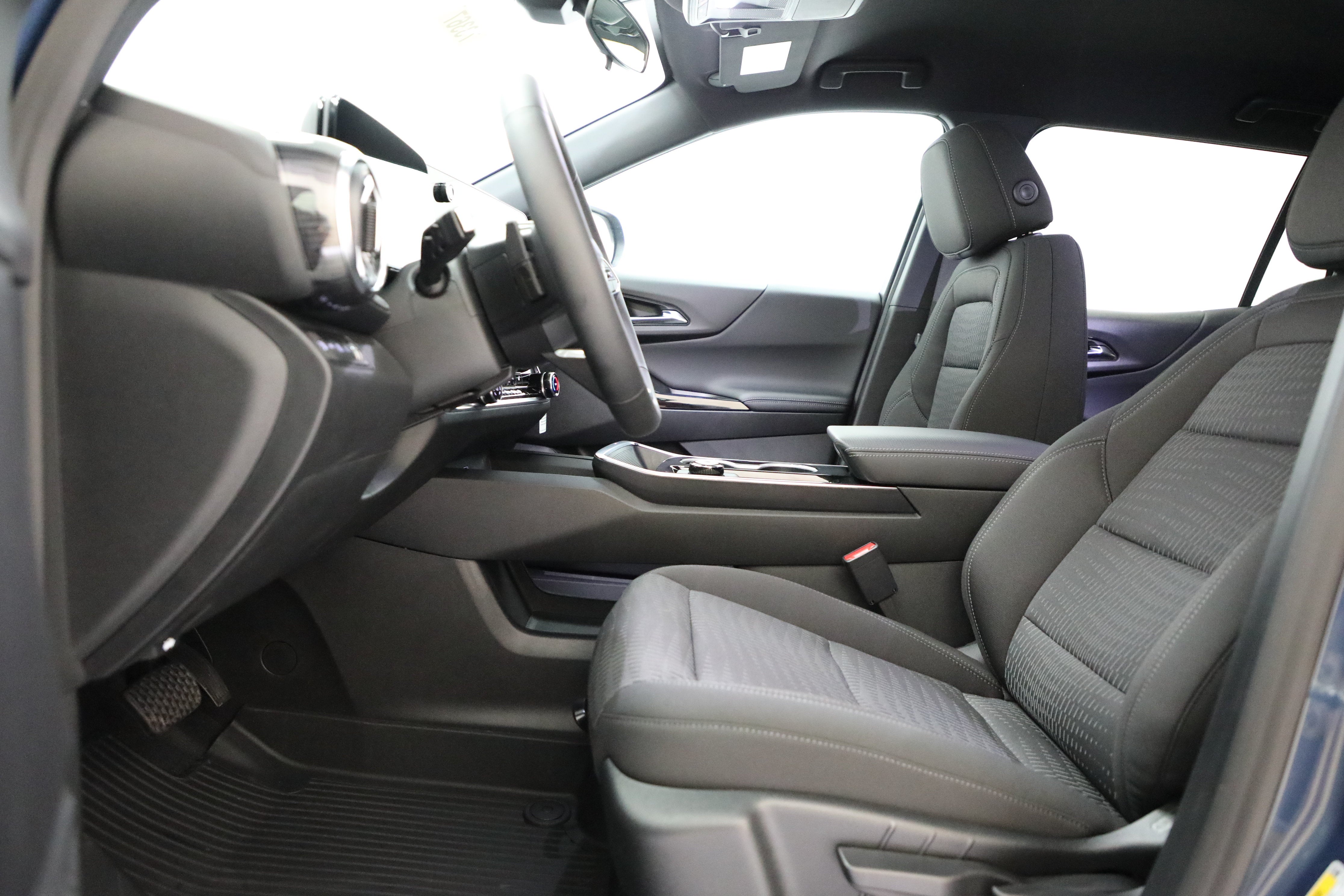 2027 Chevrolet Equinox AWD LT
