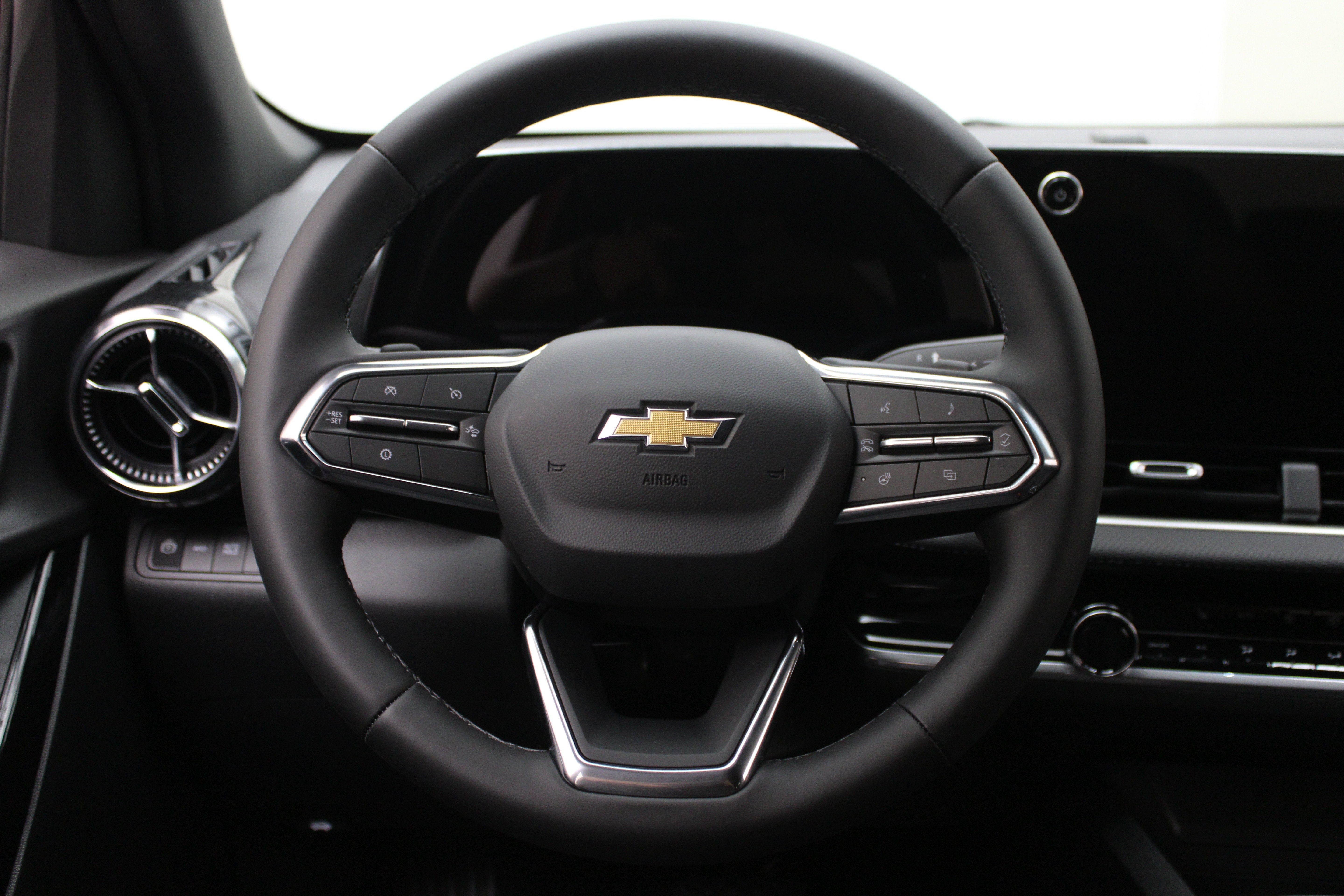 2027 Chevrolet Equinox AWD LT