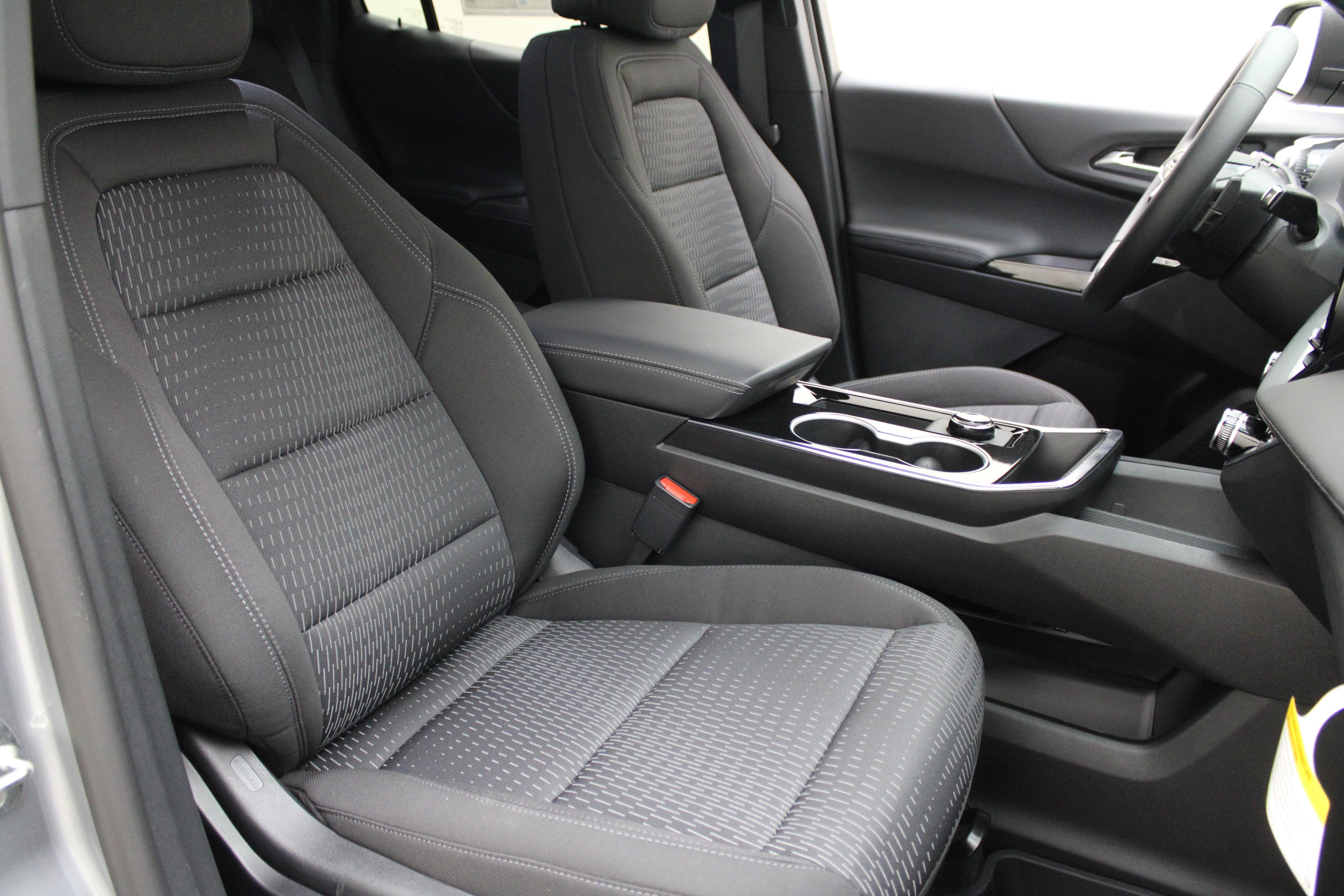 2027 Chevrolet Equinox AWD LT