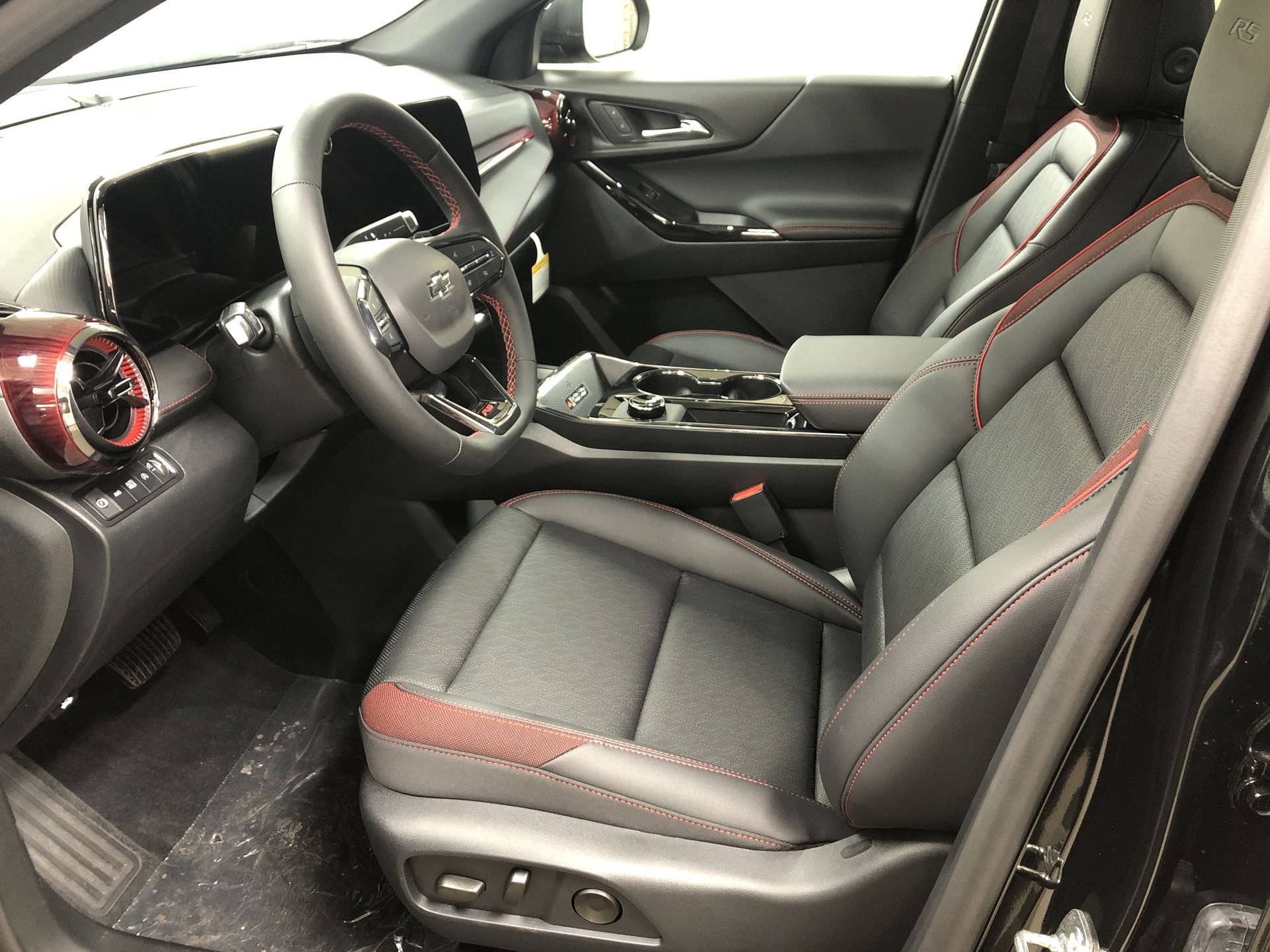 2027 Chevrolet Equinox AWD RS