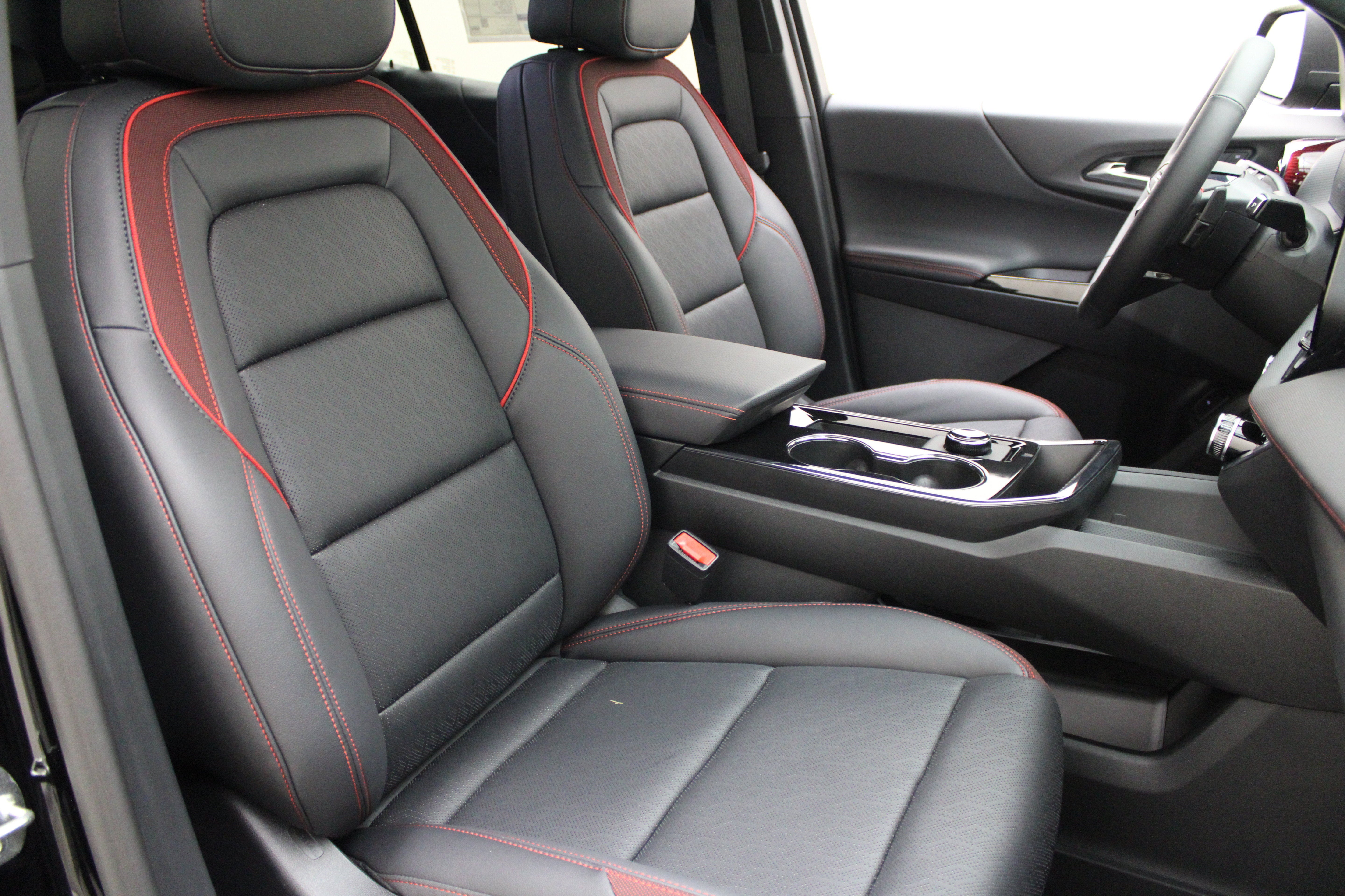 2027 Chevrolet Equinox AWD RS