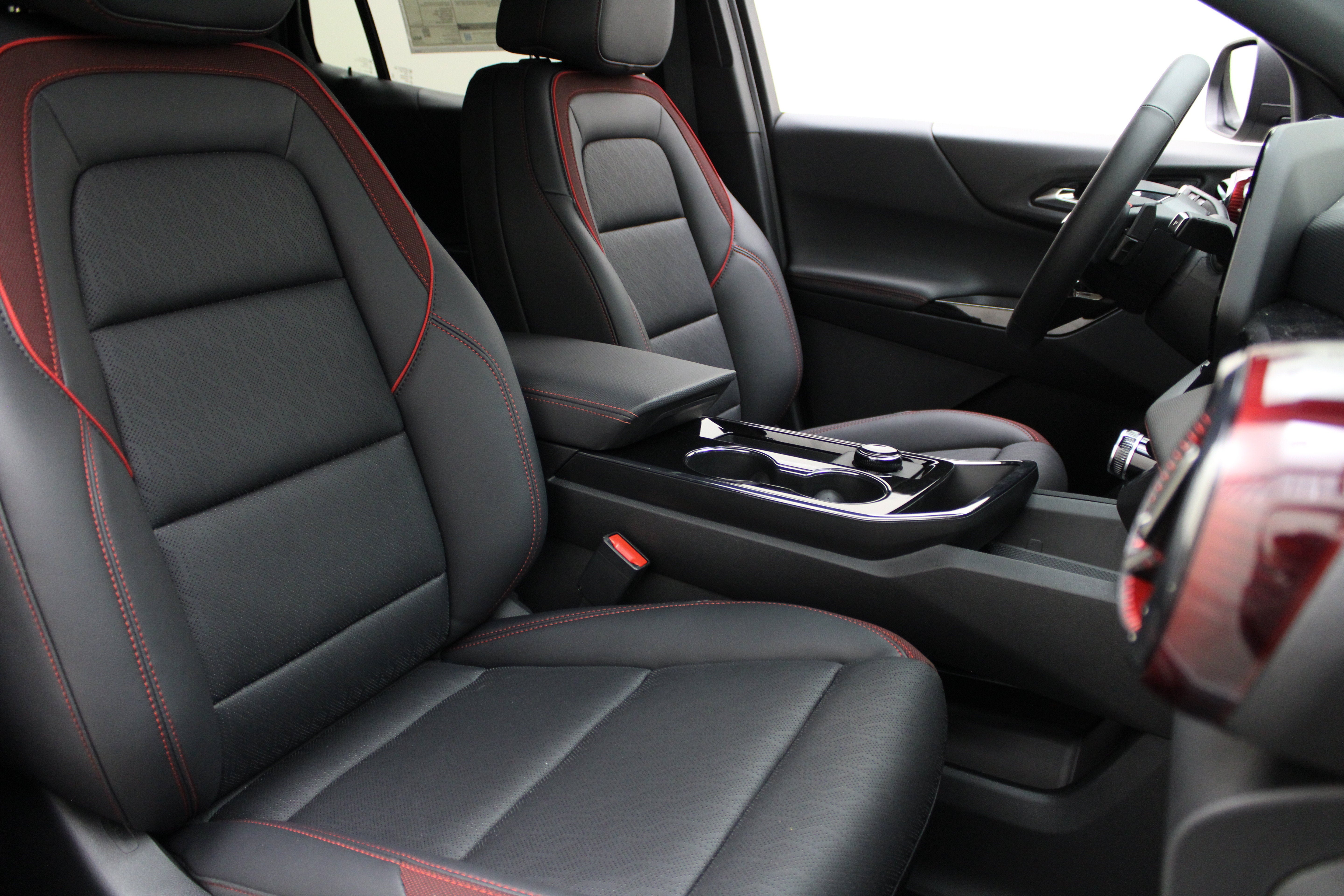2027 Chevrolet Equinox AWD RS
