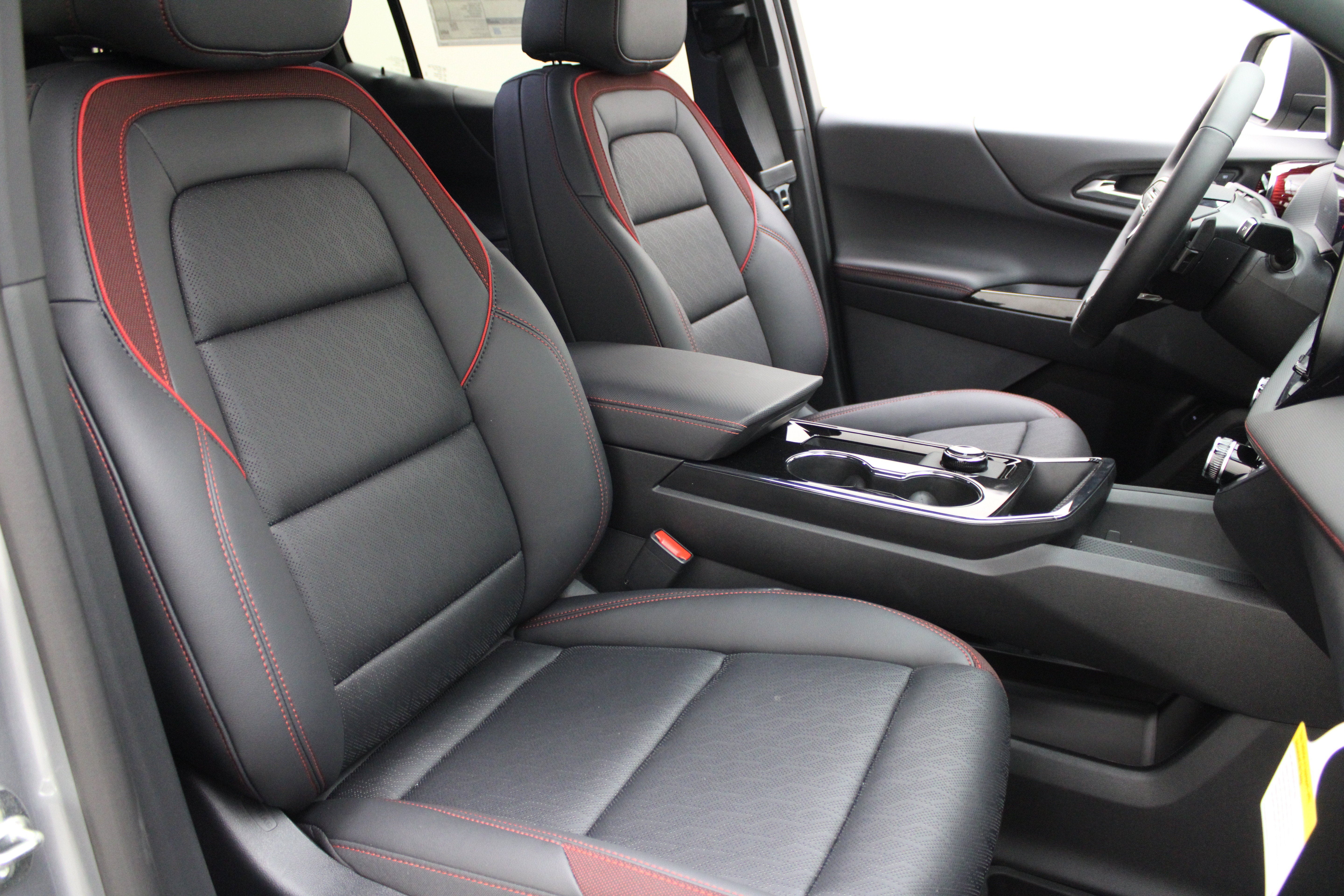 2027 Chevrolet Equinox AWD RS