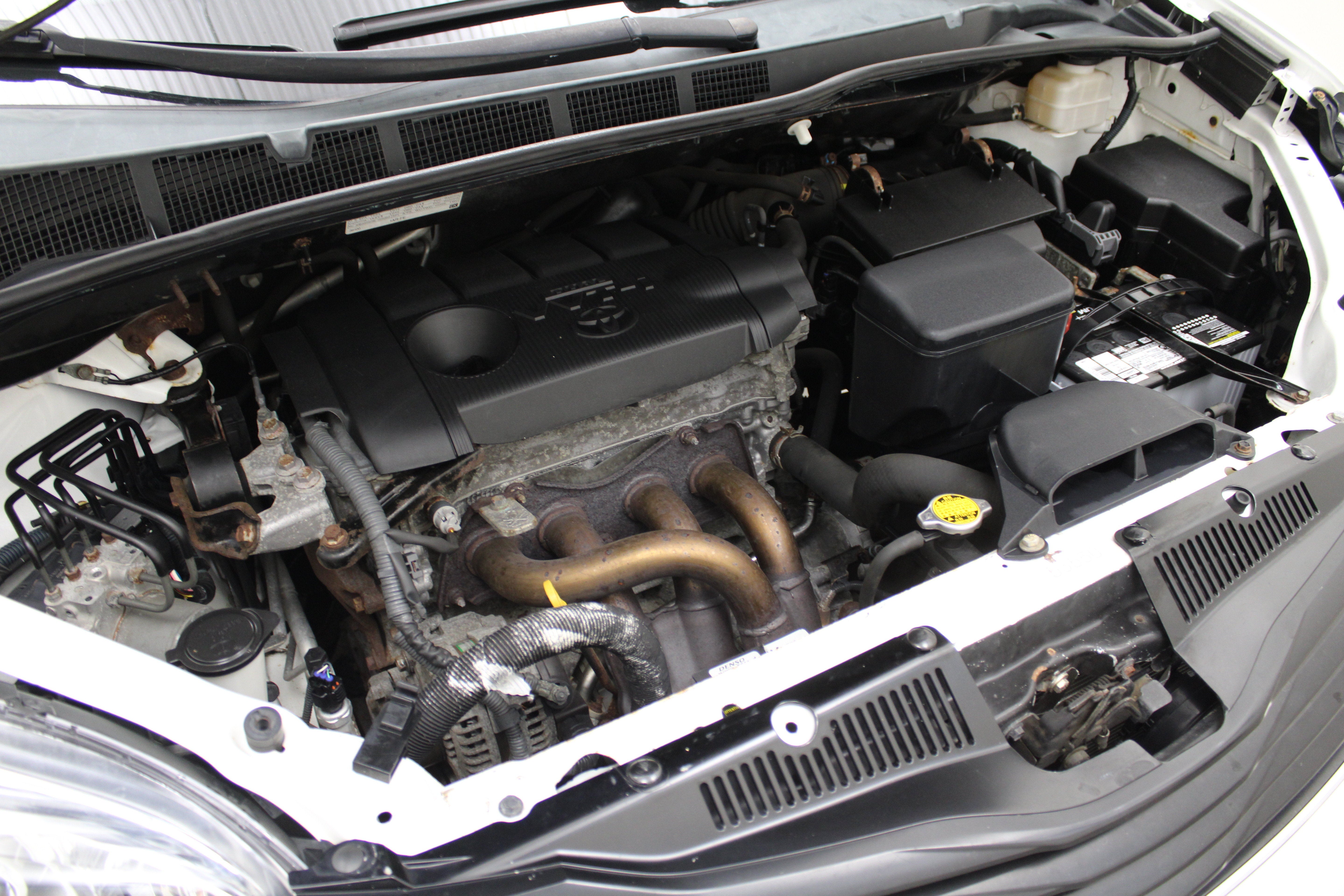 2011 Toyota Sienna 5dr 7-Pass Van I4 FWD (Natl)