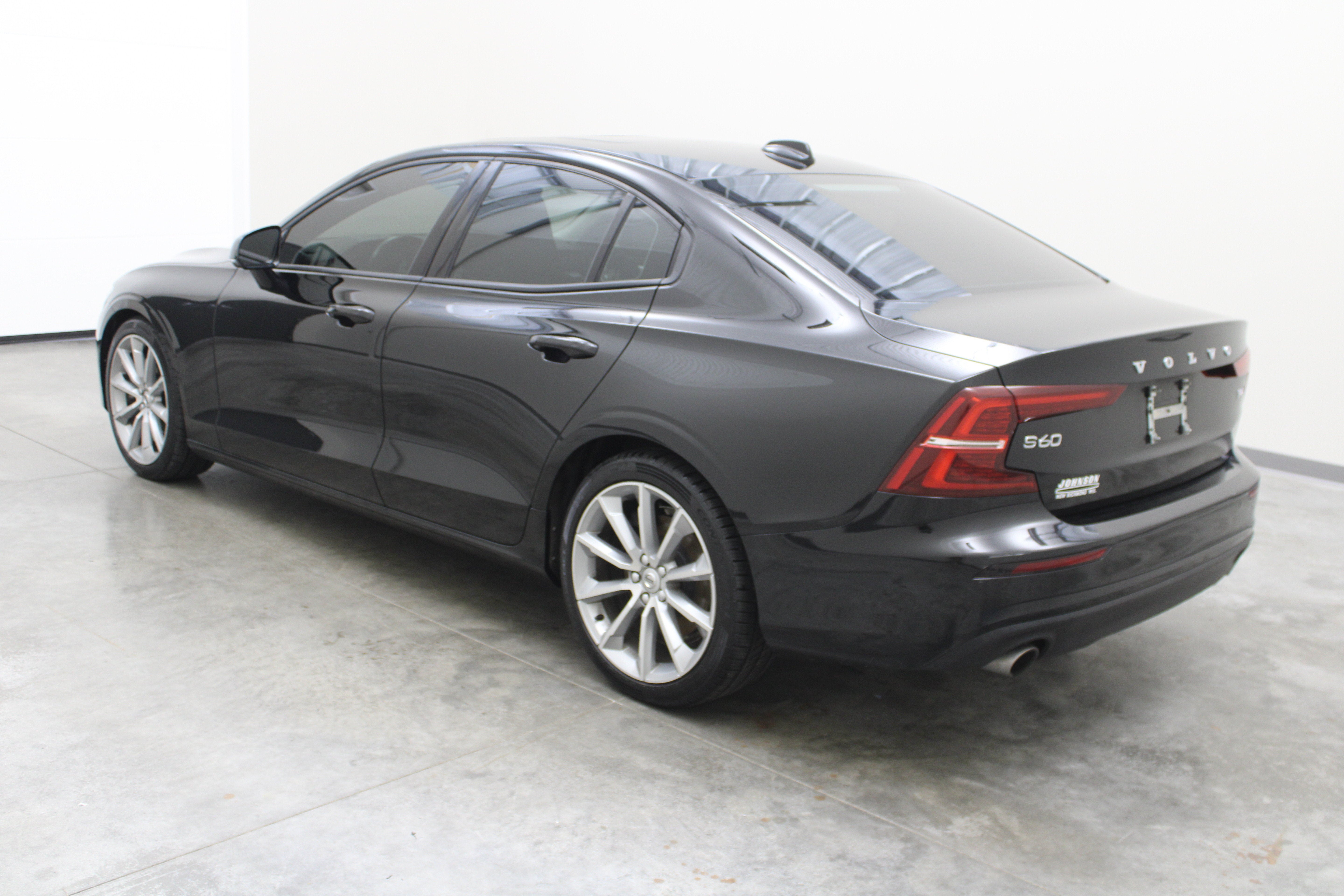 2020 Volvo S60 Momentum