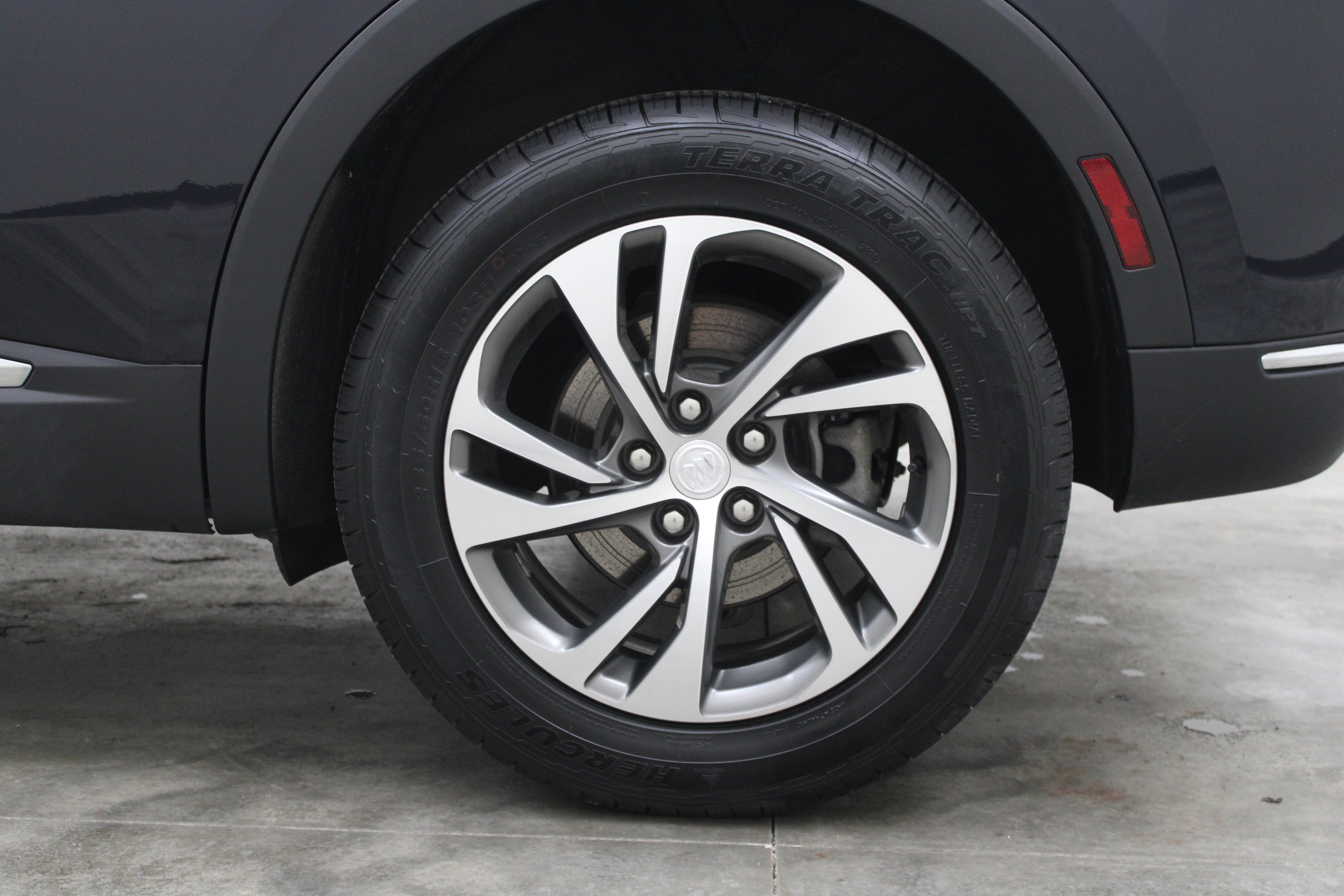 2021 Buick Envision Essence - Photo 21